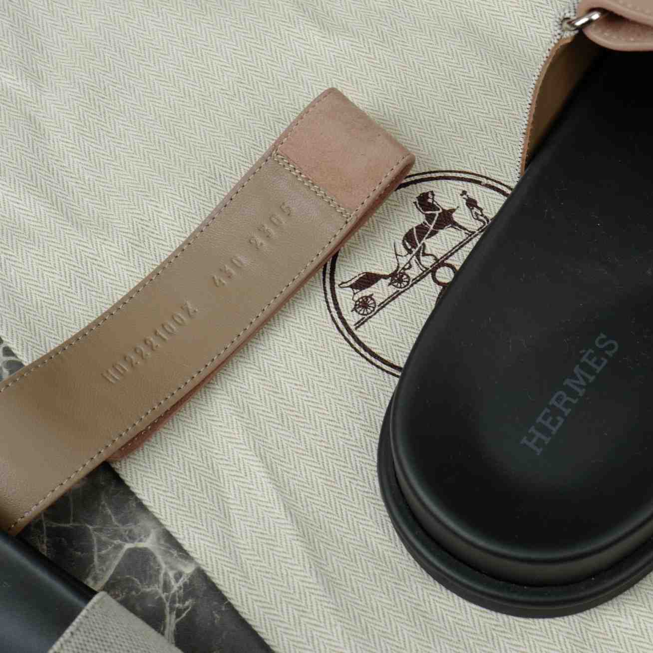 Hermes Chypre Sandal - DesignerGu