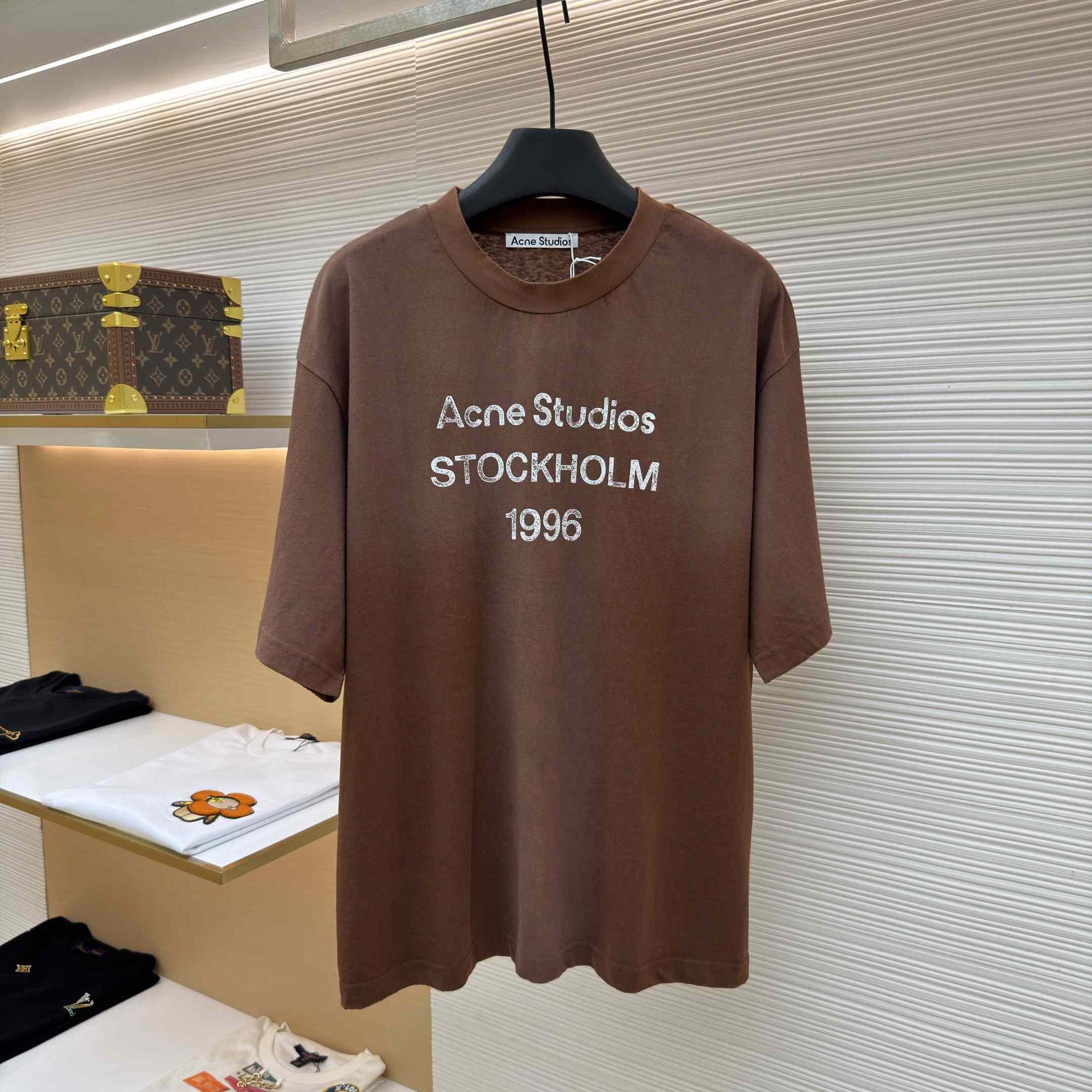 Acne Studios  Sprayed Logo T-shirt - DesignerGu