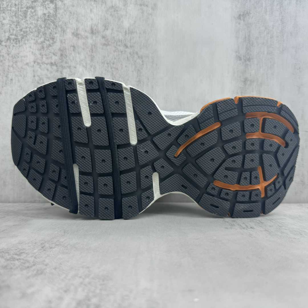 Balenciaga  3Xl Sneaker  - DesignerGu