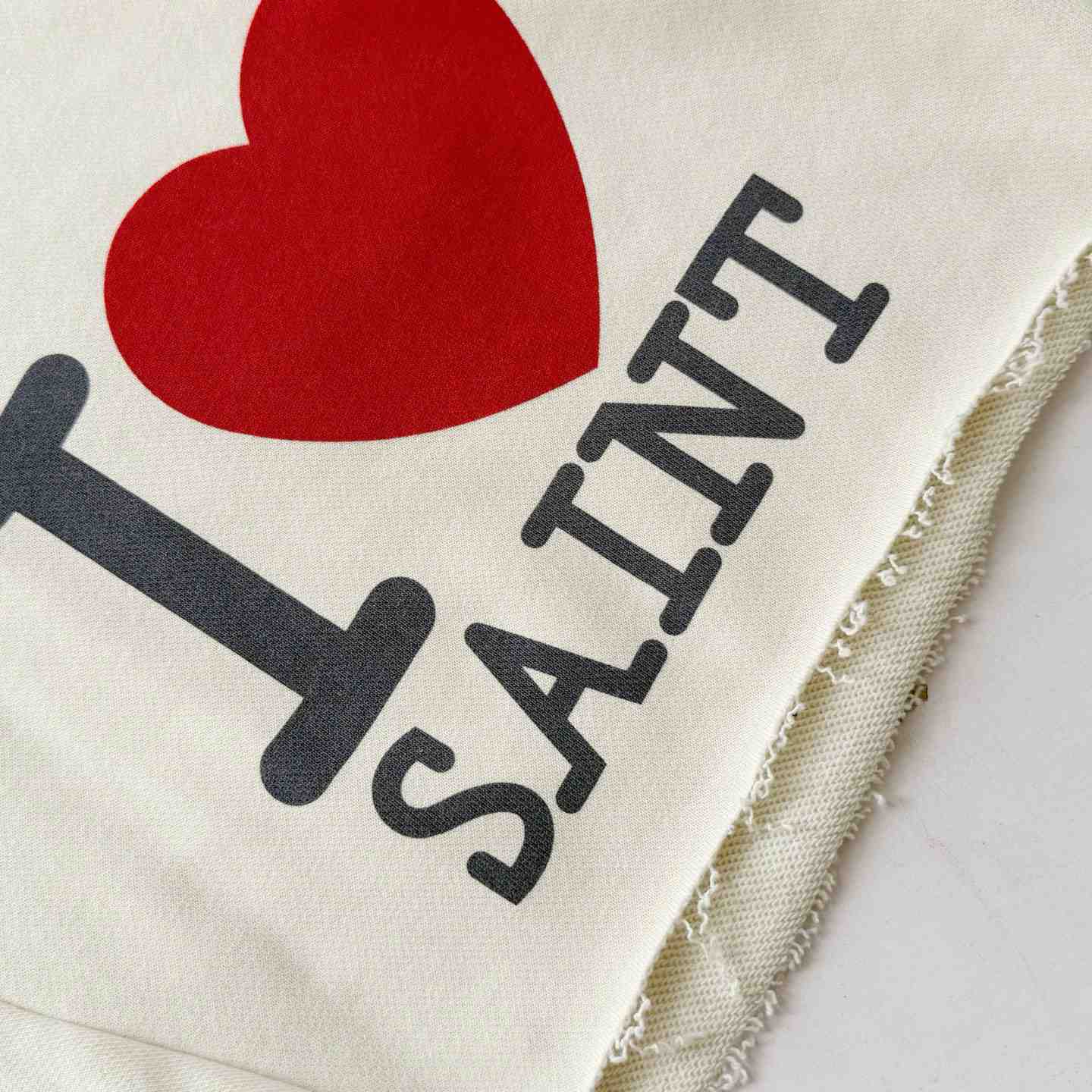 Saint Micheal Graphic-Print Raw-Hem Shorts - DesignerGu