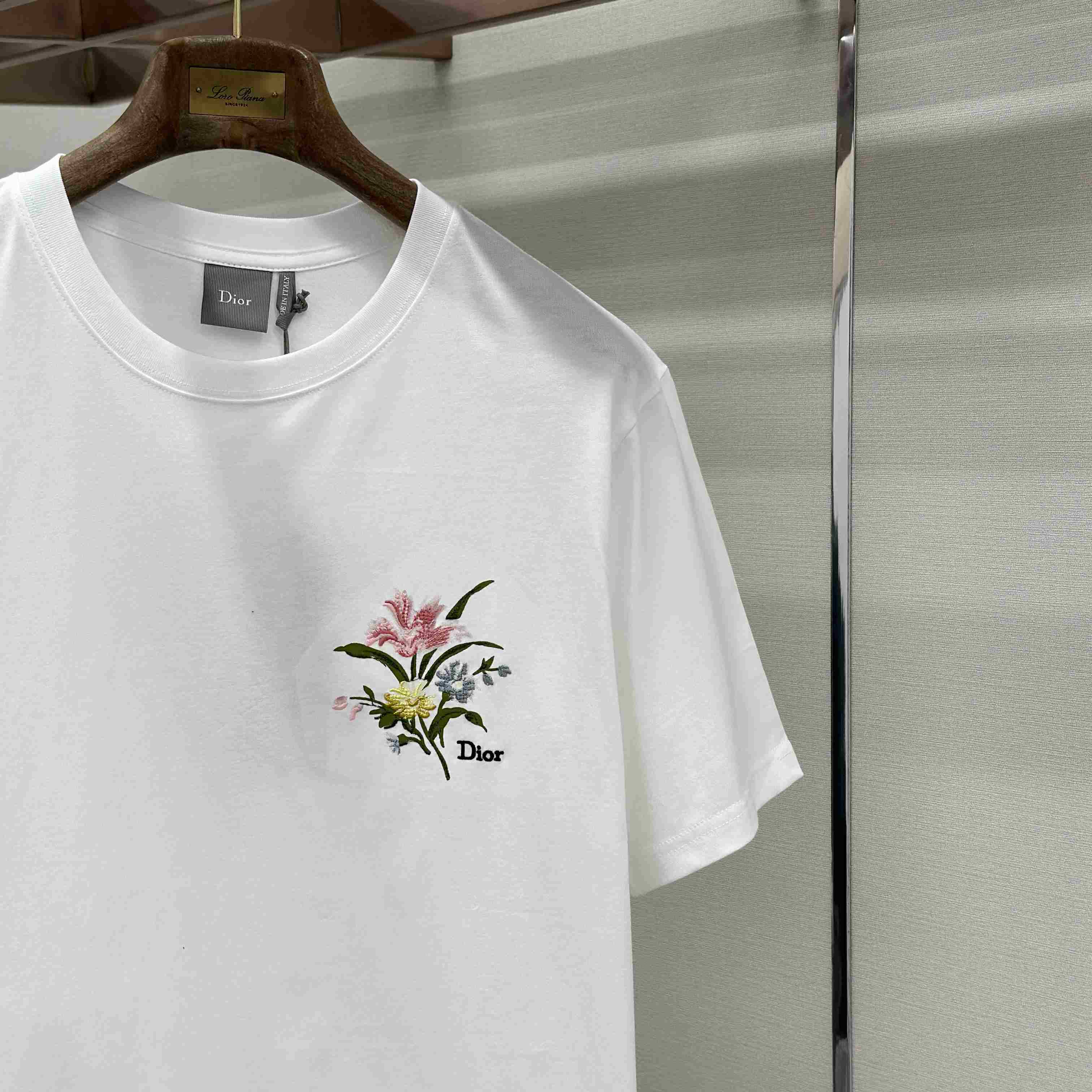 Dior T-Shirt With Dior Secret Garden Motif, Relaxed Fit - DesignerGu