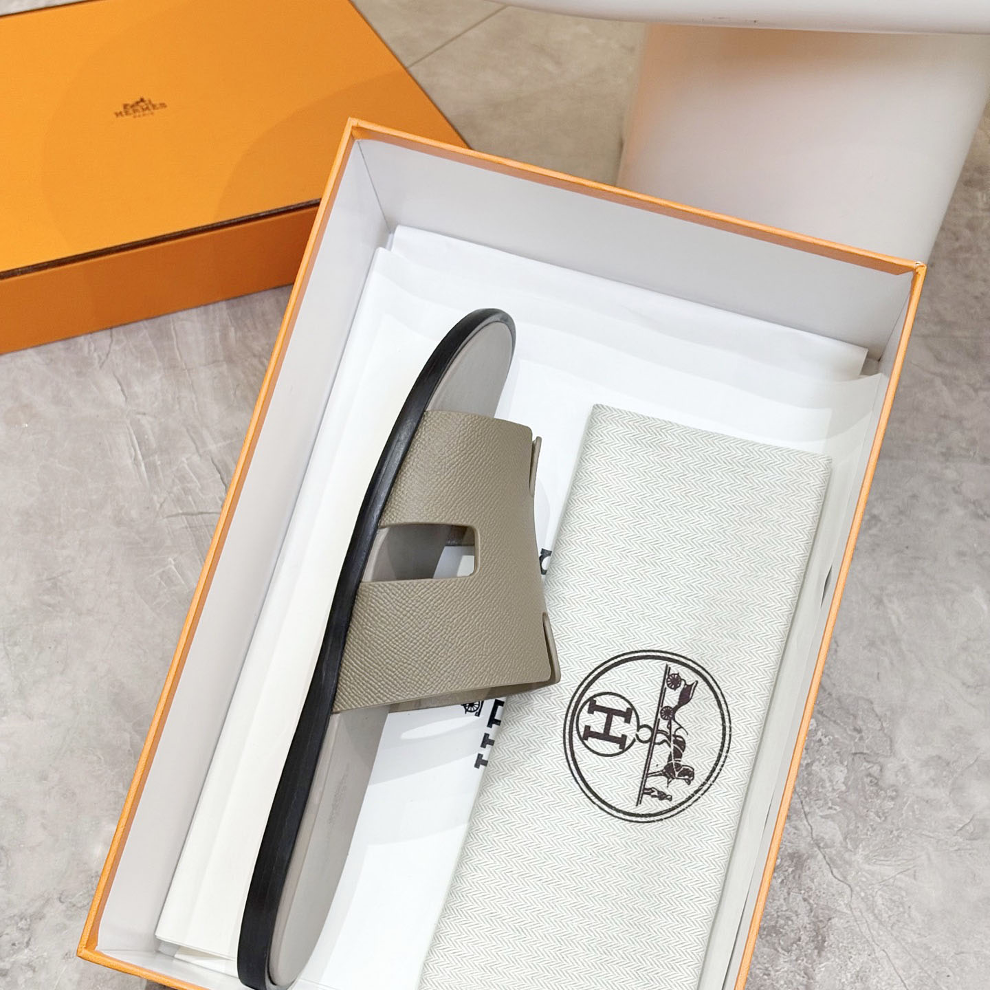 Hermes Izmir Sandal - DesignerGu