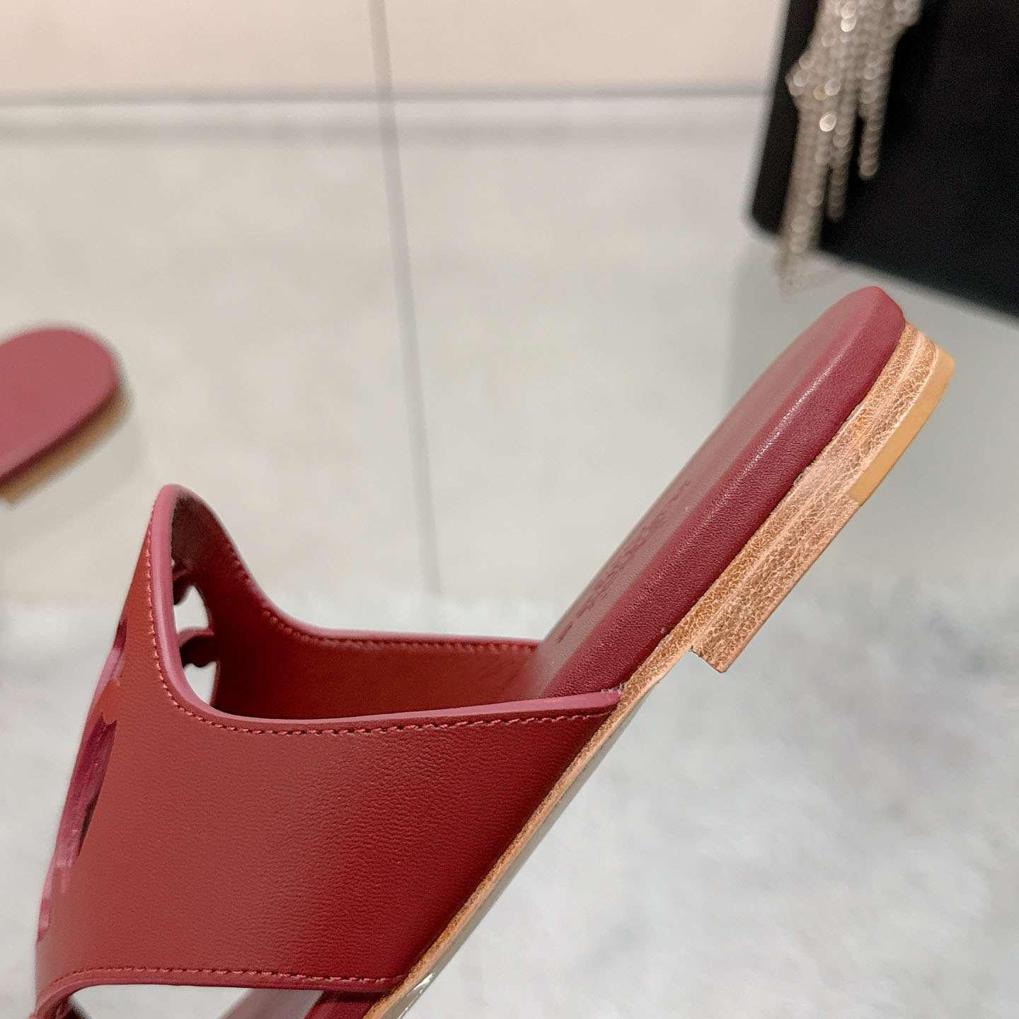 Hermes Mage Sandal - DesignerGu