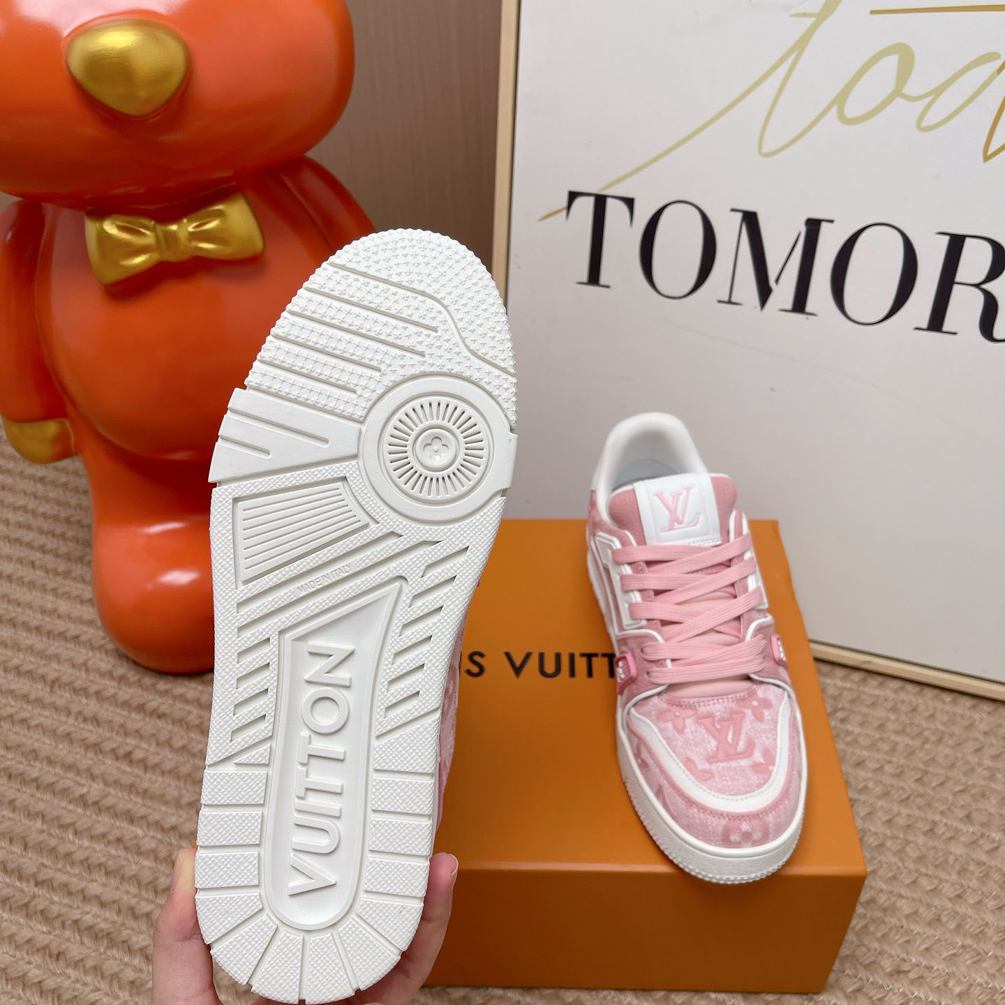 Louis Vuitton LV Trainer Sneaker 1AKBBA - DesignerGu