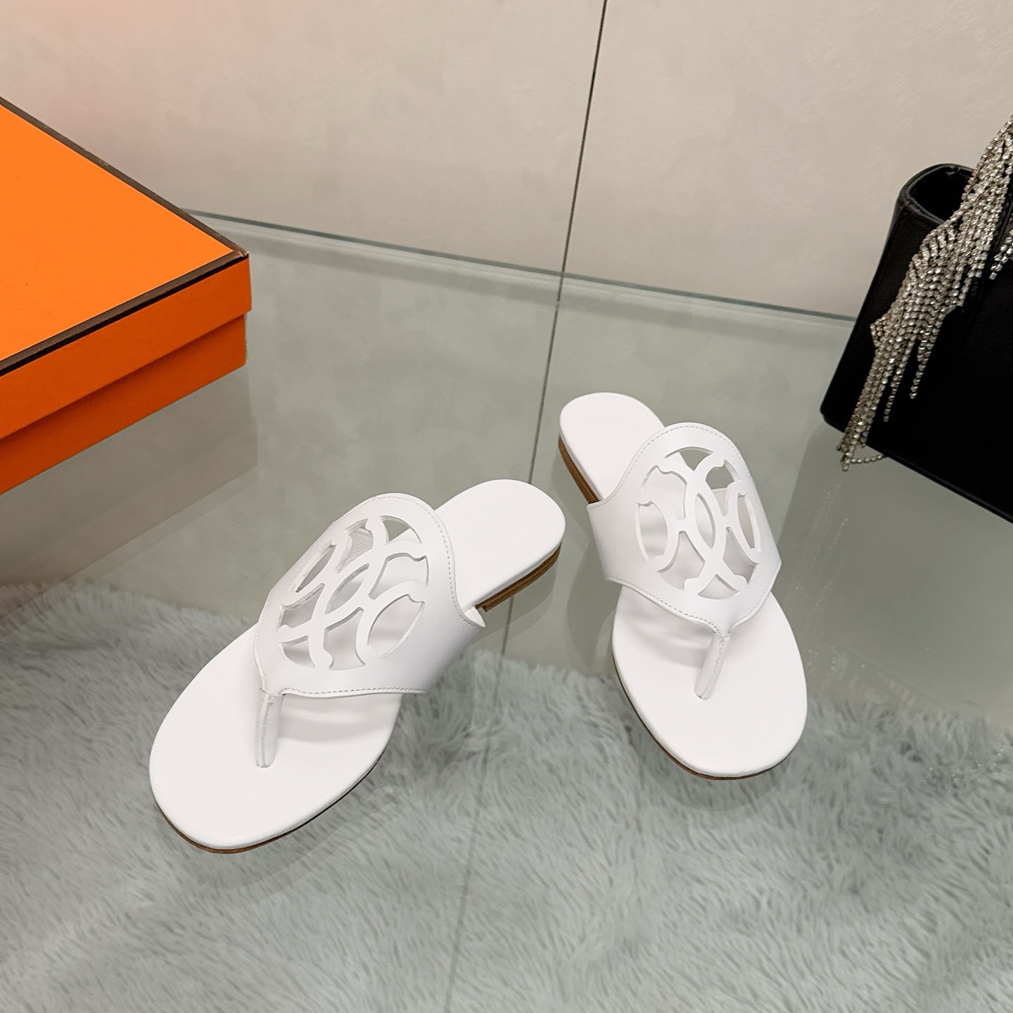 Hermes Mage Sandal - DesignerGu