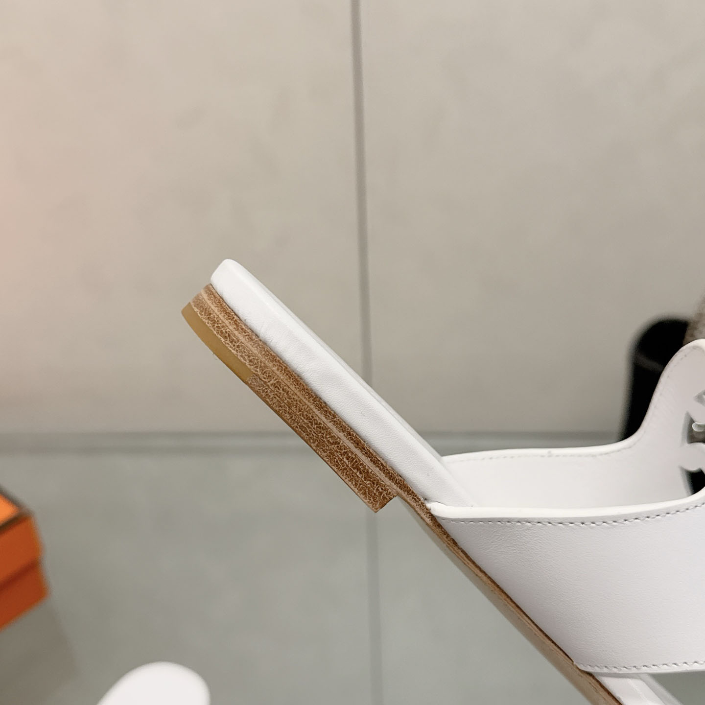 Hermes Mage Sandal - DesignerGu