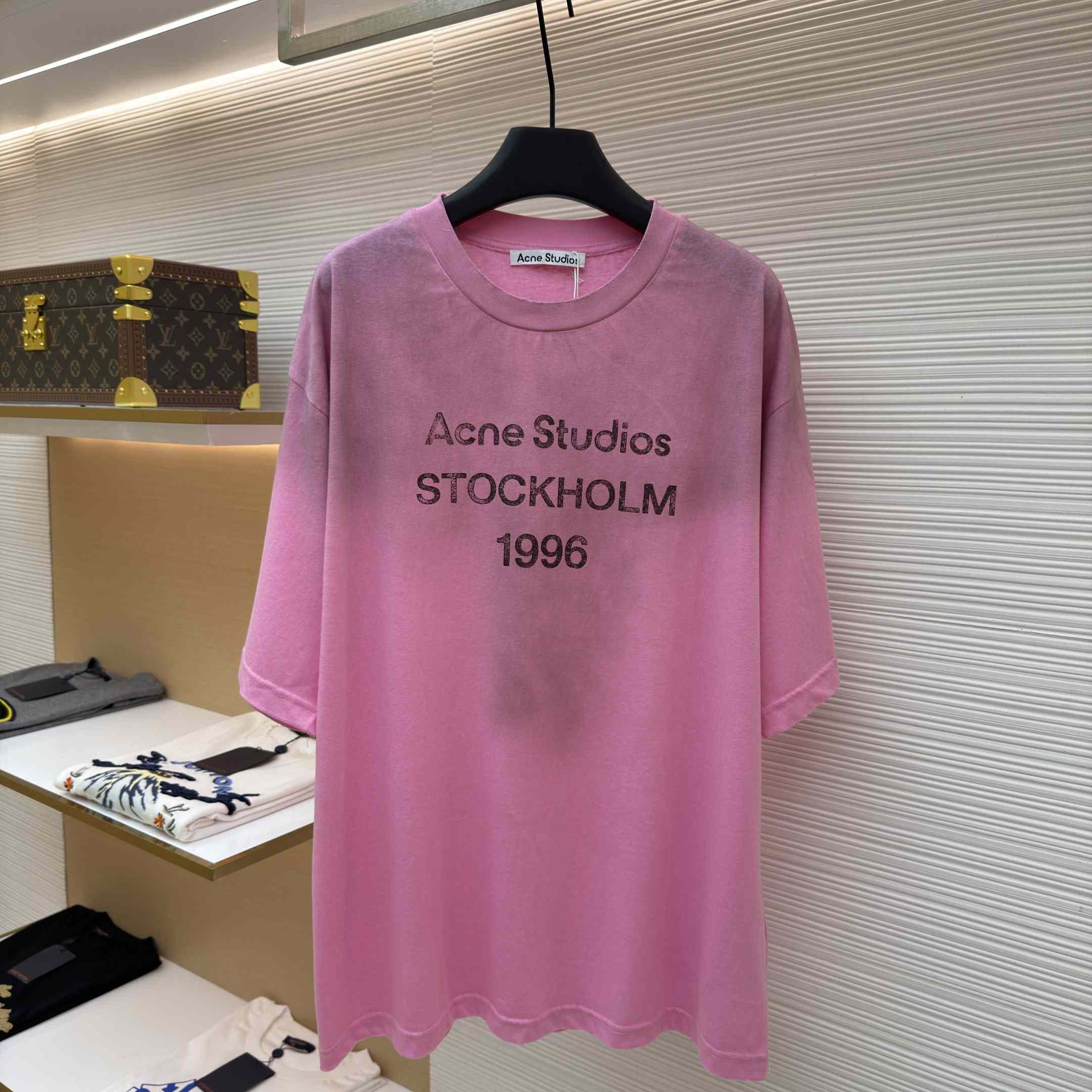 Acne Studios  Sprayed Logo T-shirt - DesignerGu
