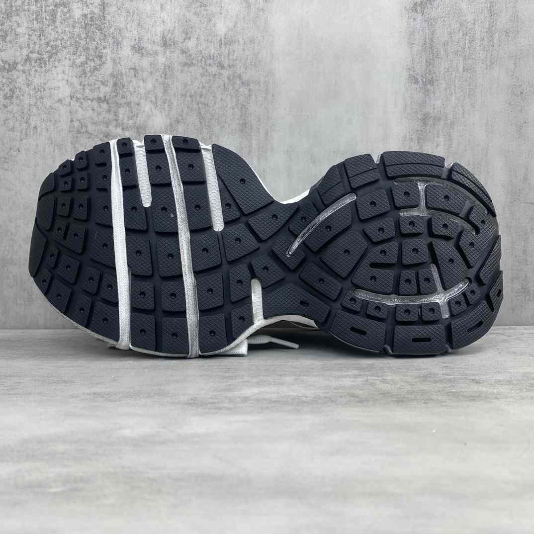  Balenciaga 3XL Sneaker 'Worn-Out - White Blue Yellow' - DesignerGu