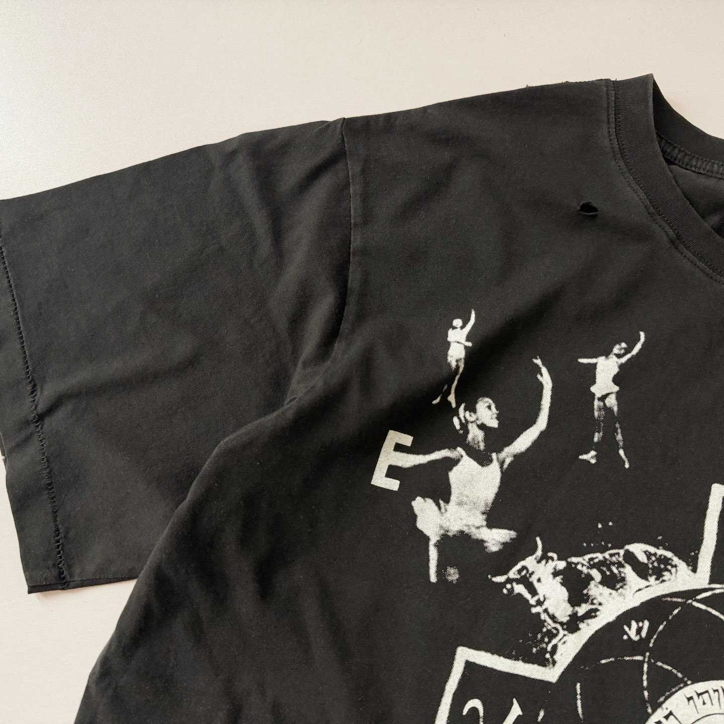 Enfants Riches Déprimés BED OF NAILS T-SHIRT - DesignerGu