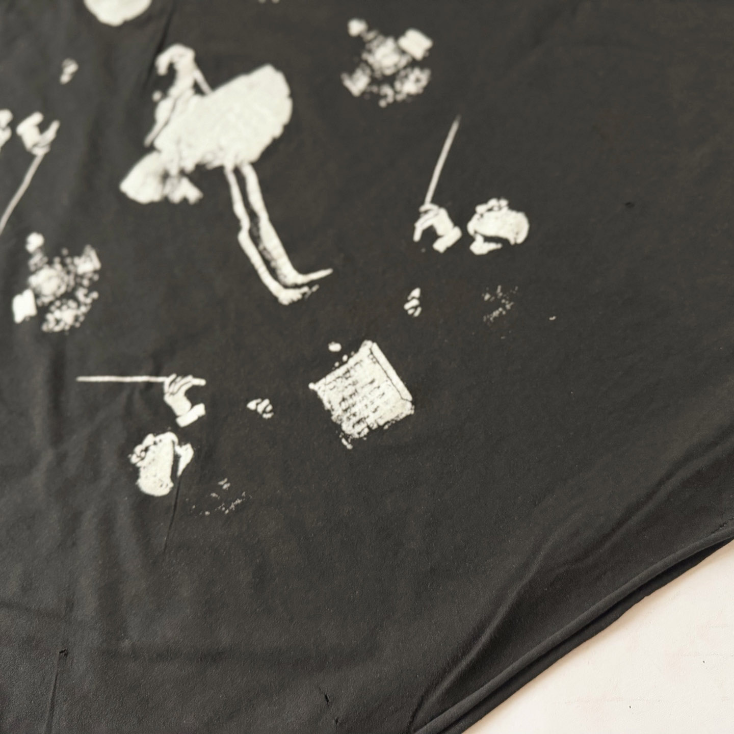 Enfants Riches Déprimés BED OF NAILS T-SHIRT - DesignerGu