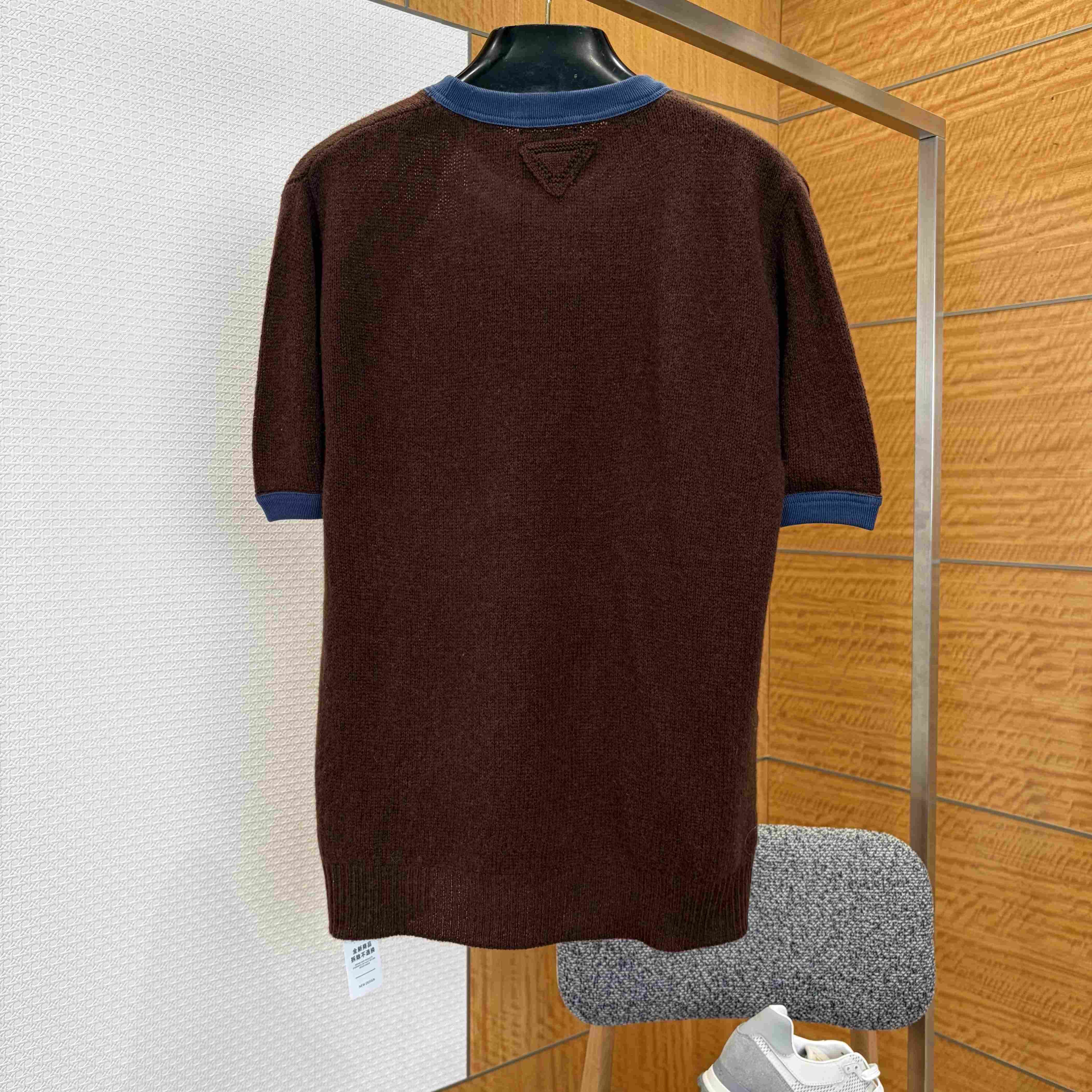 Prada Cashmere Crew-Neck Sweater - DesignerGu