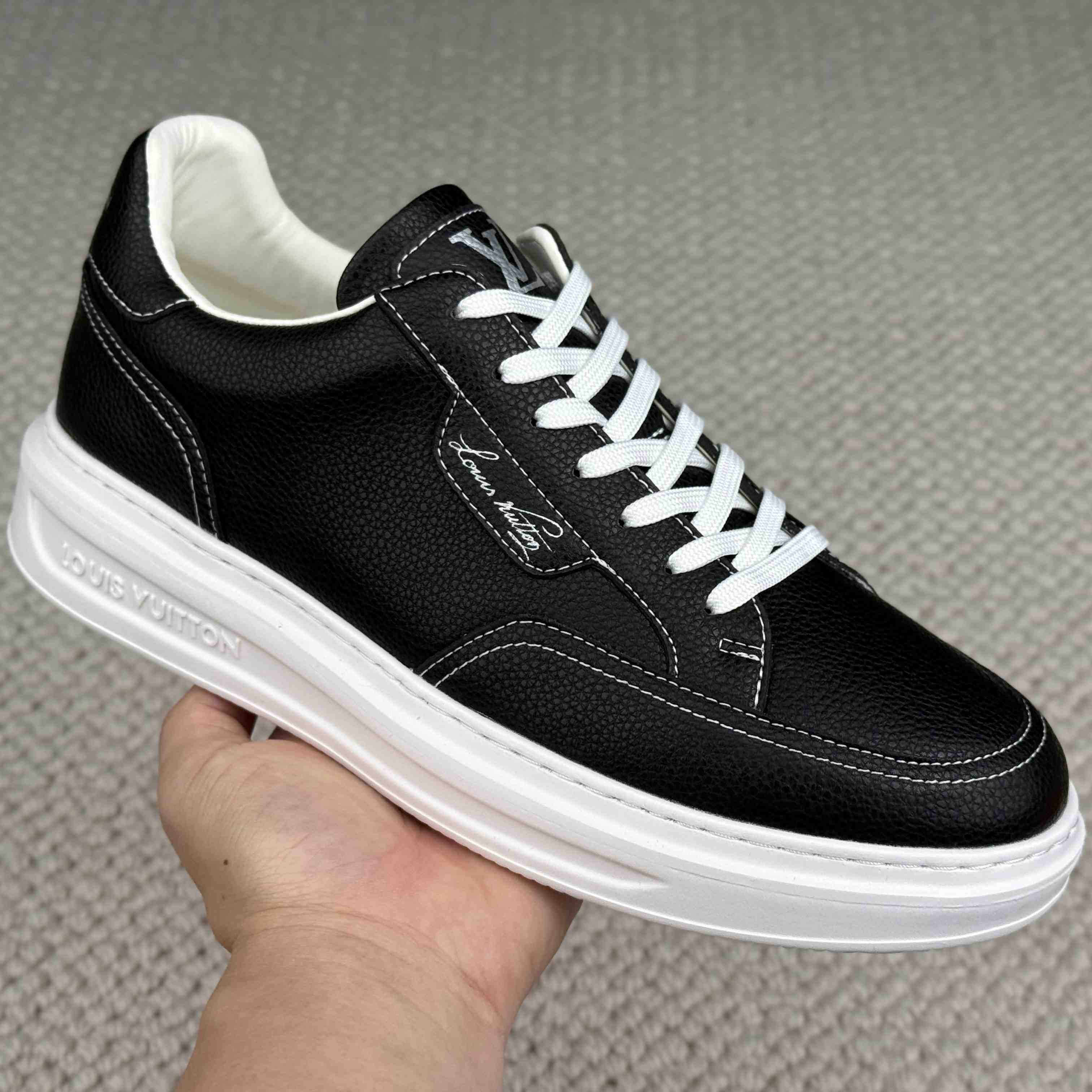 Louis Vuitton Beverly Hills Sneaker 1AJ834 - DesignerGu