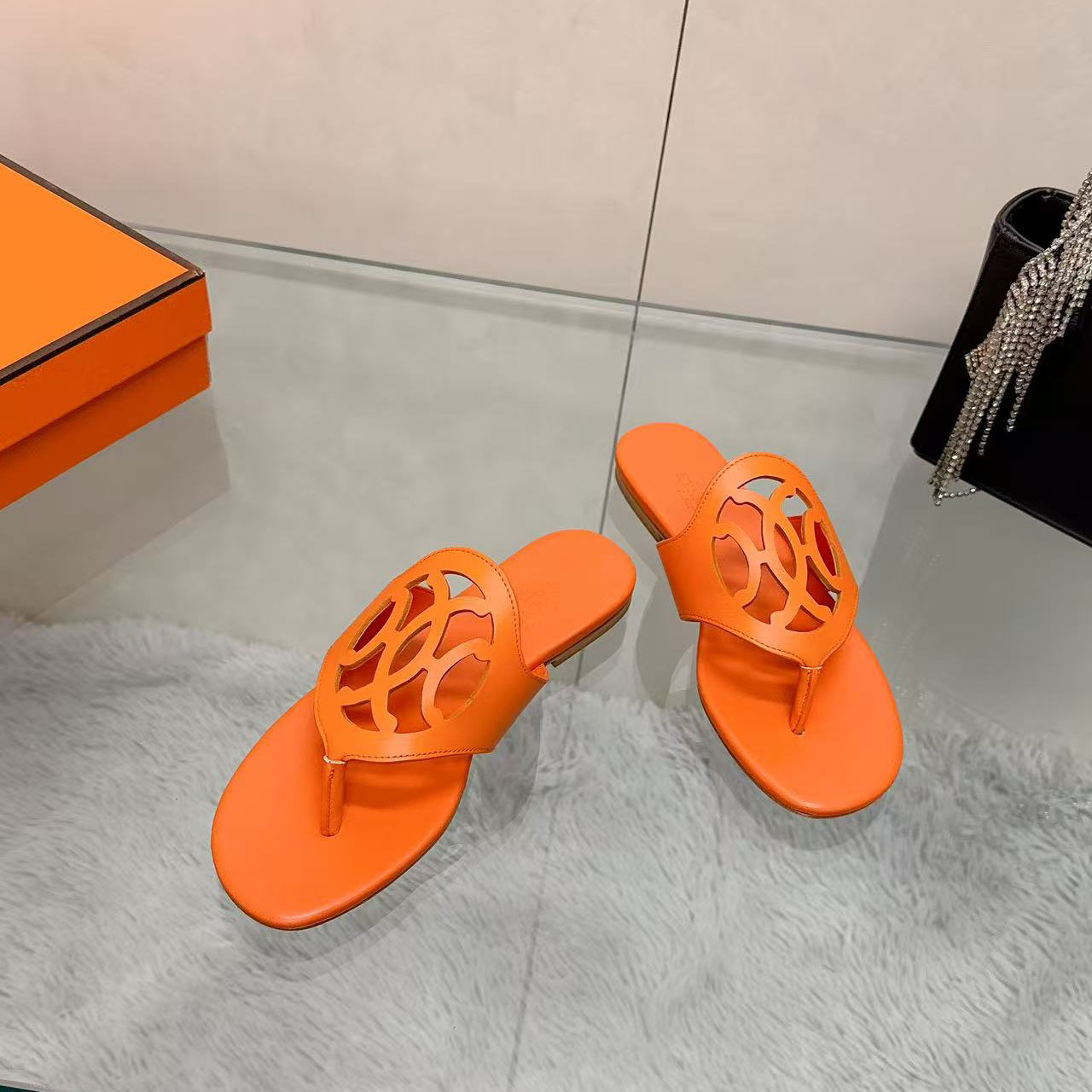 Hermes Mage Sandal - DesignerGu