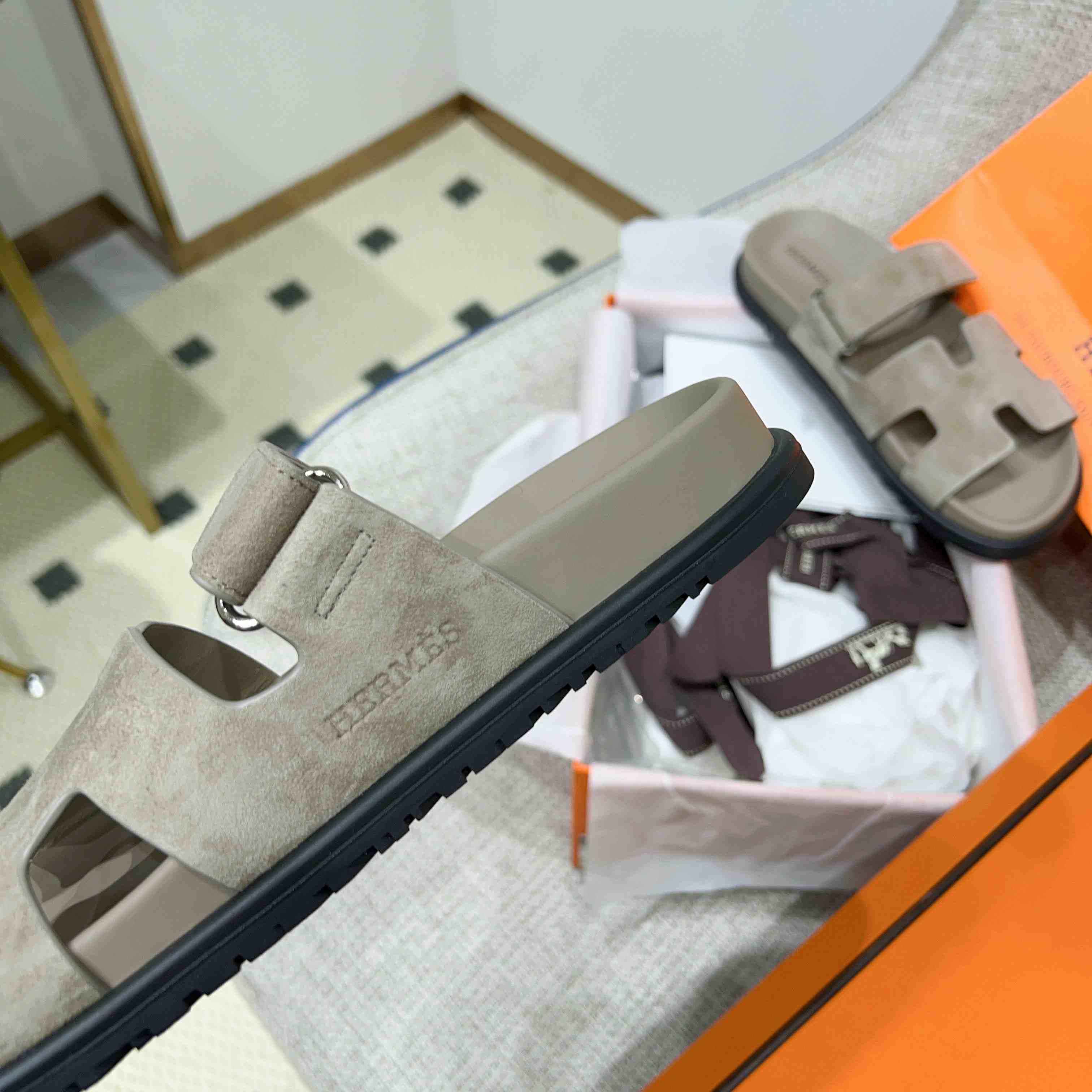 Hermes Chypre Sandal - DesignerGu