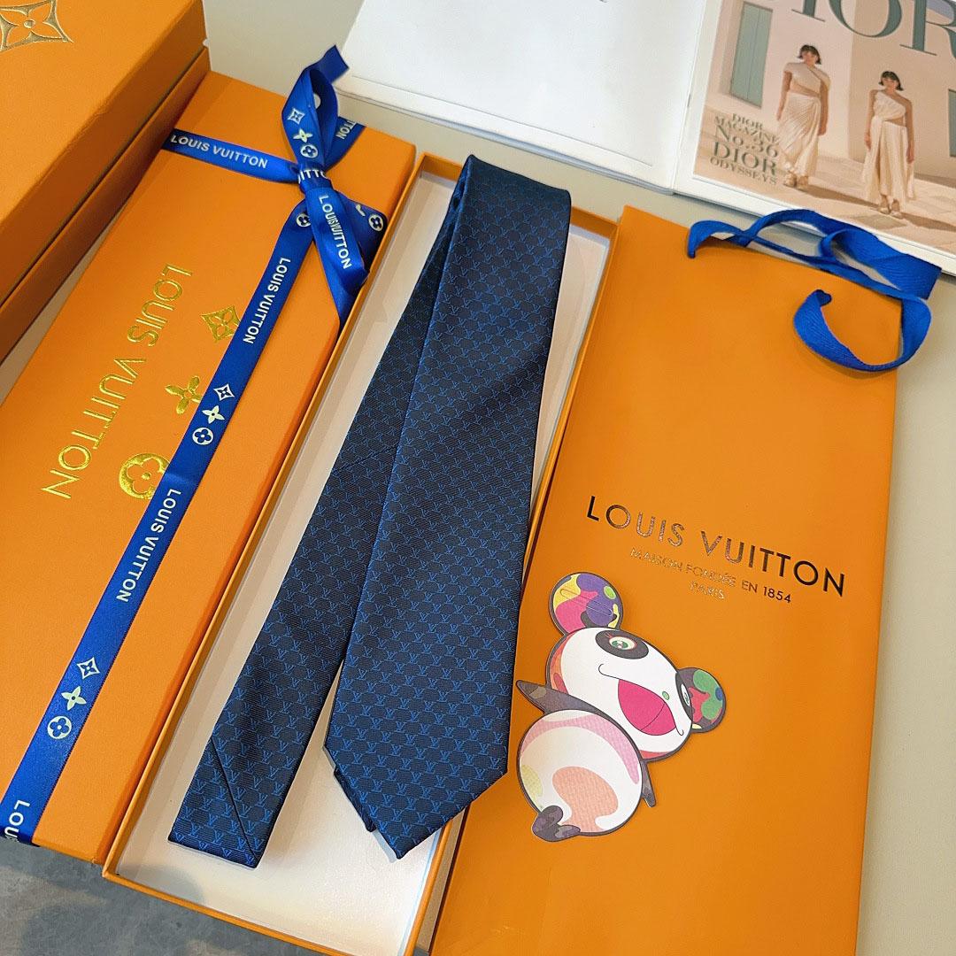 Louis Vuitton Fishnet Tie - DesignerGu