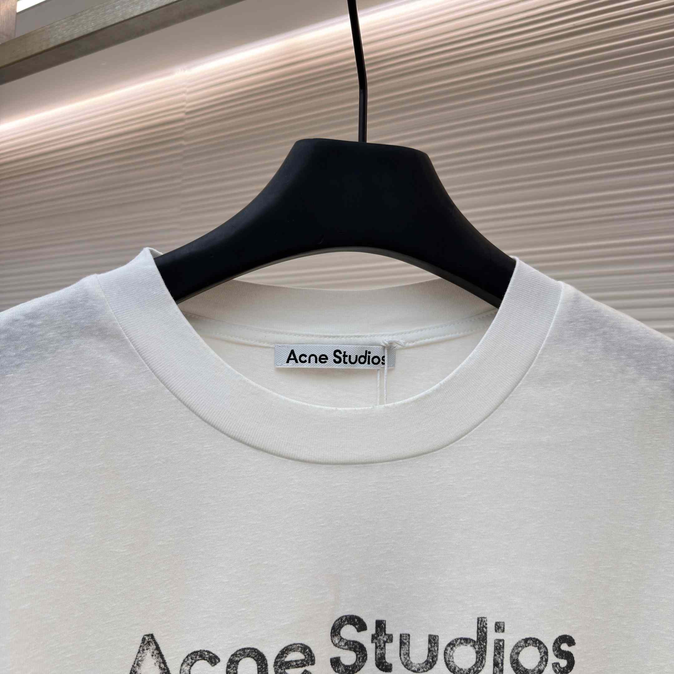 Acne Studios  Sprayed Logo T-shirt - DesignerGu
