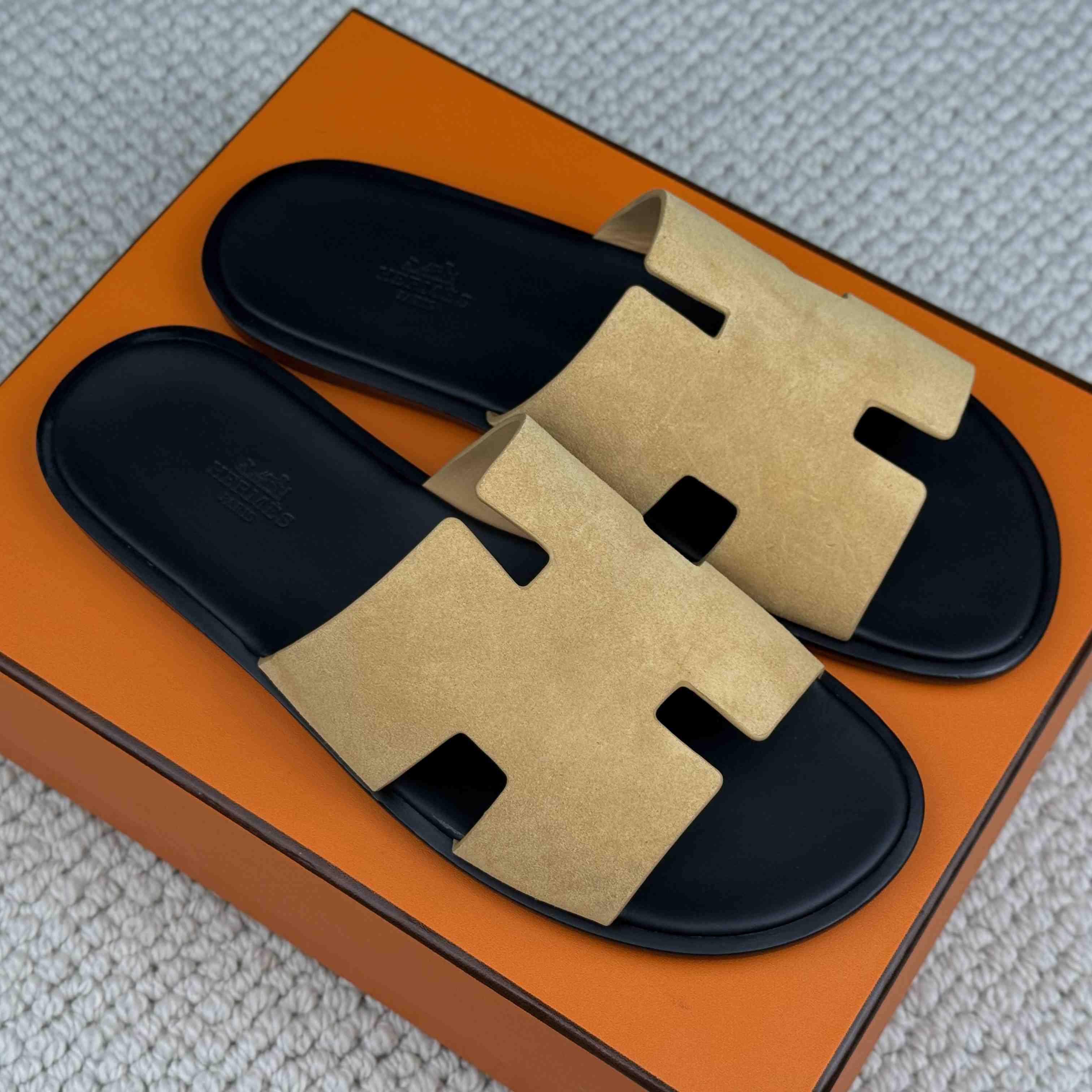 Hermes Izmir Sandal - DesignerGu