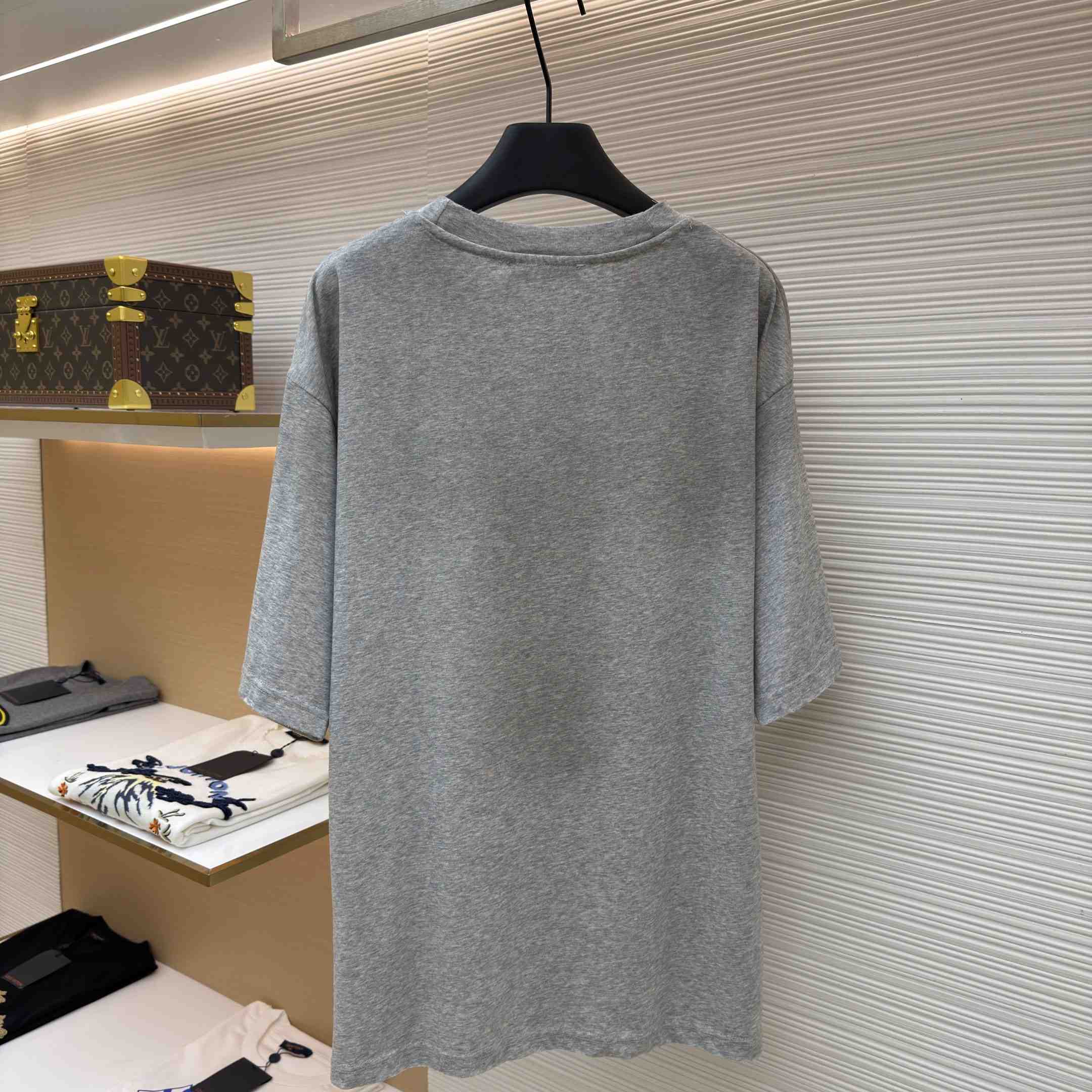 Acne Studios  Sprayed Logo T-shirt - DesignerGu