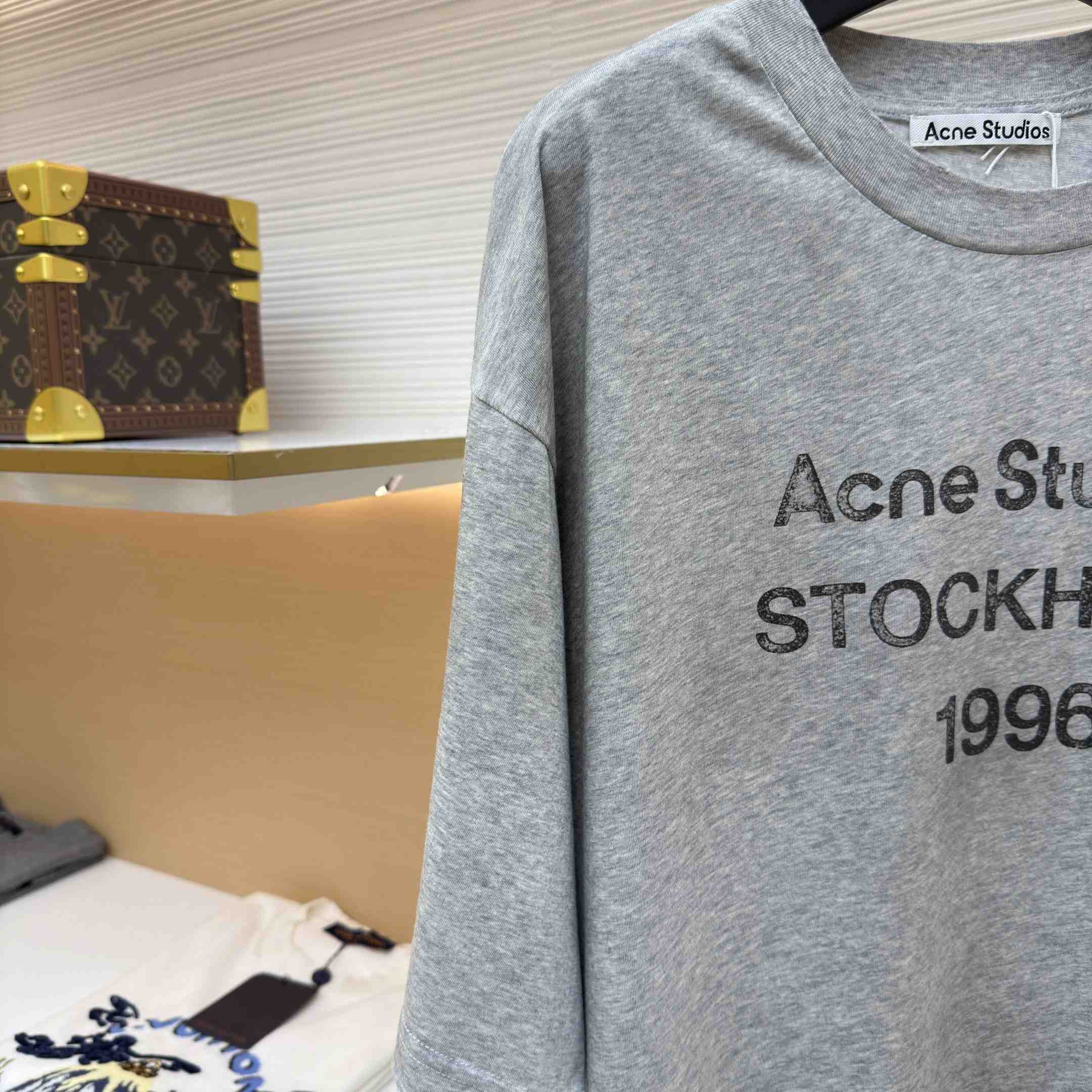Acne Studios  Sprayed Logo T-shirt - DesignerGu
