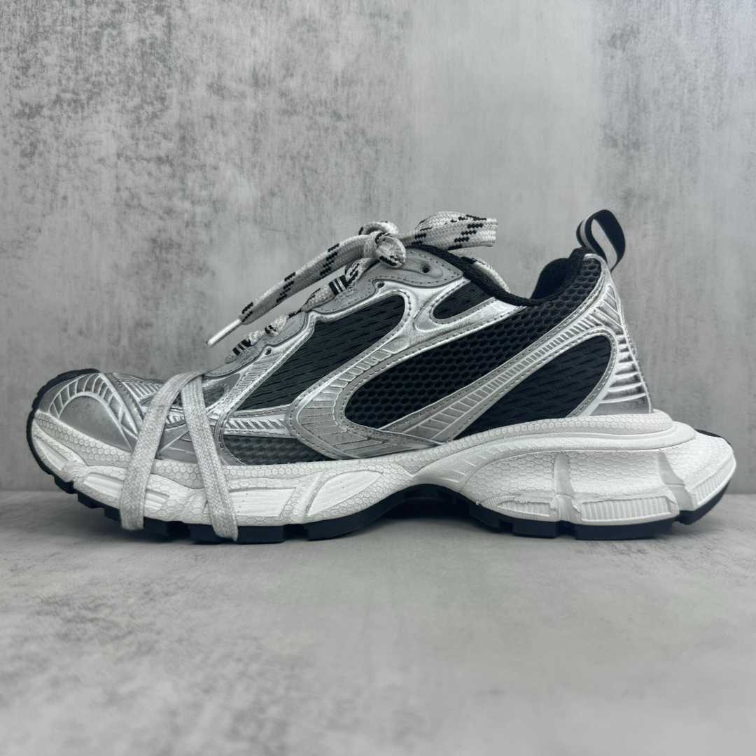 Balenciaga 3XL Sneaker 'Worn-Out Gradient - Black Grey White' - DesignerGu