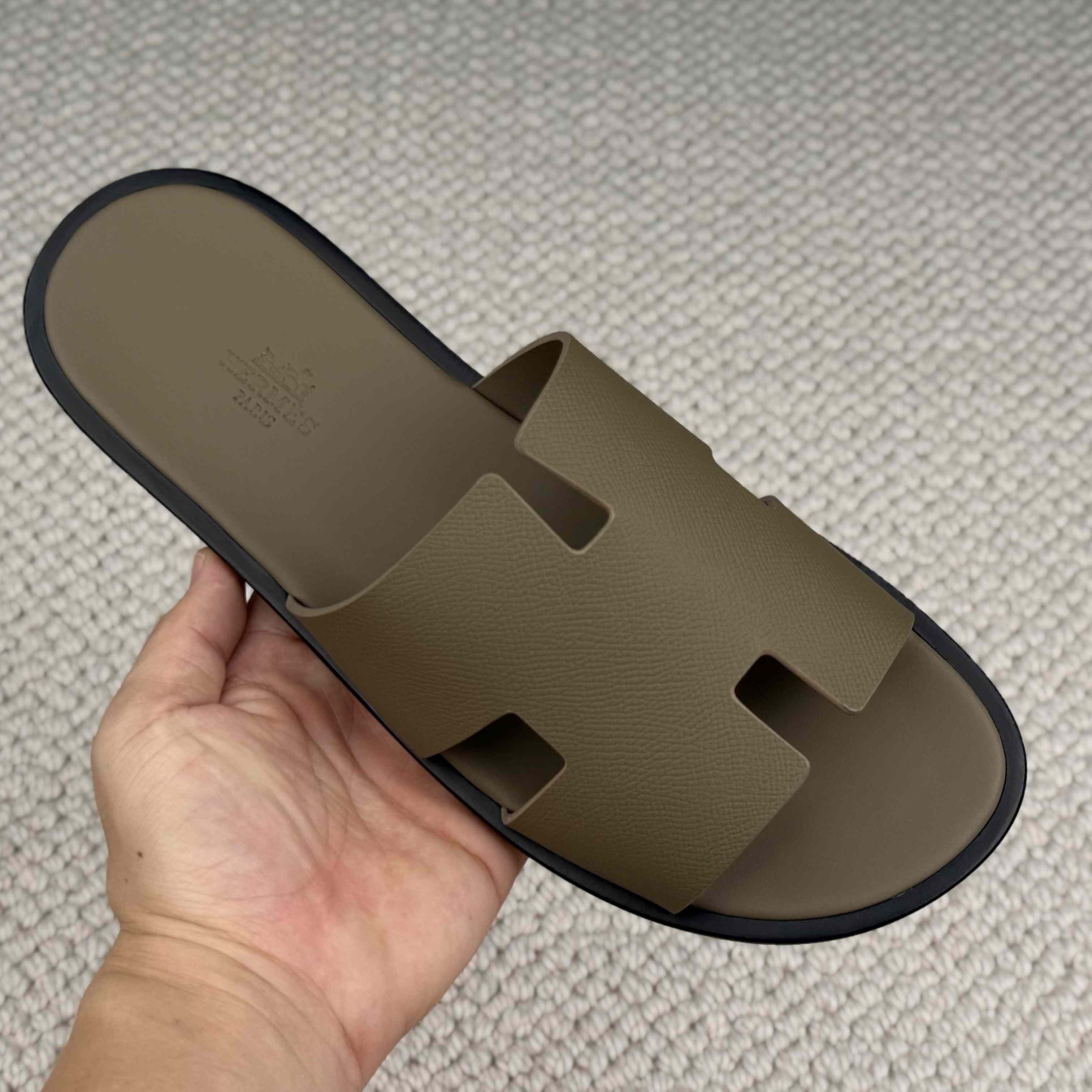 Hermes Izmir Sandal - DesignerGu