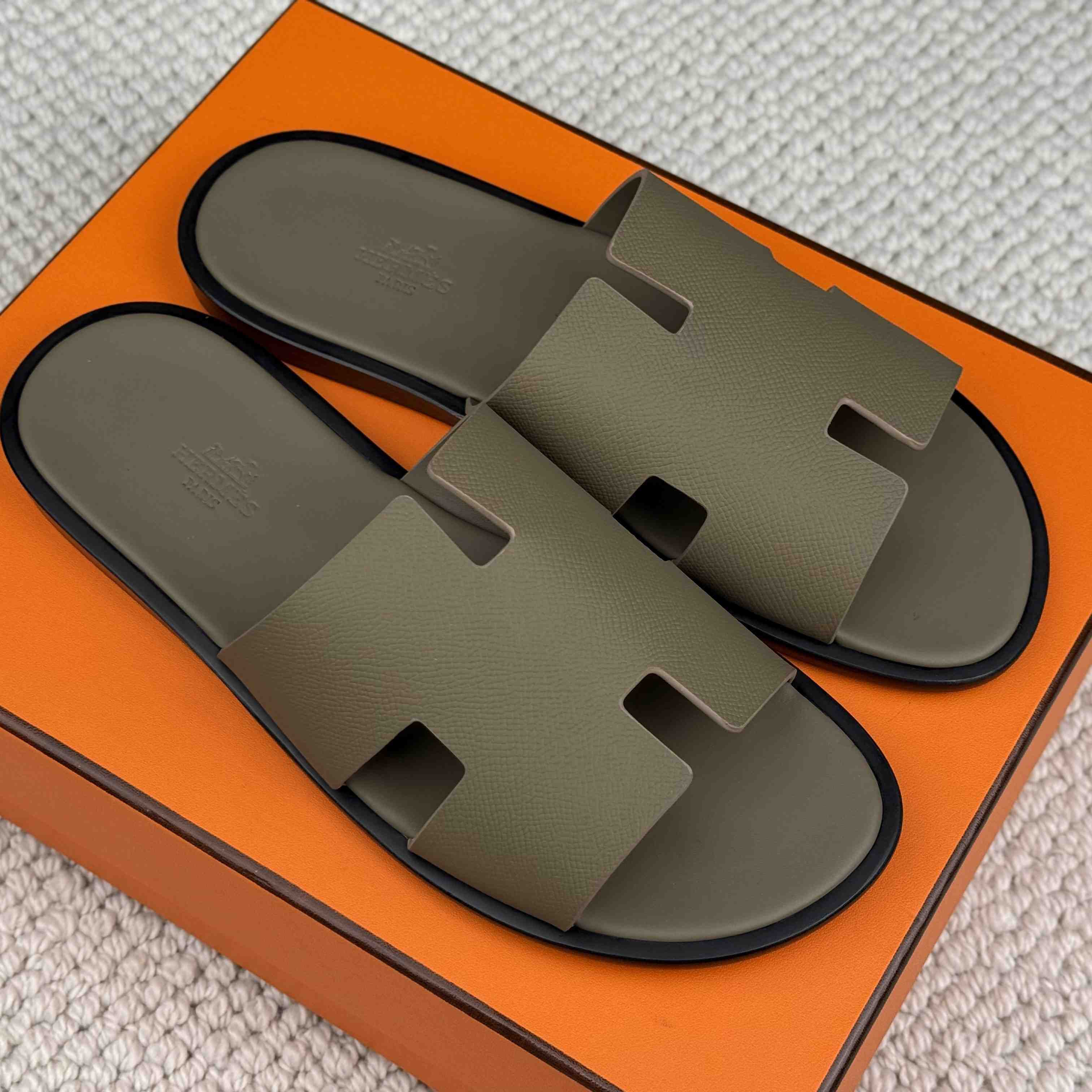 Hermes Izmir Sandal - DesignerGu