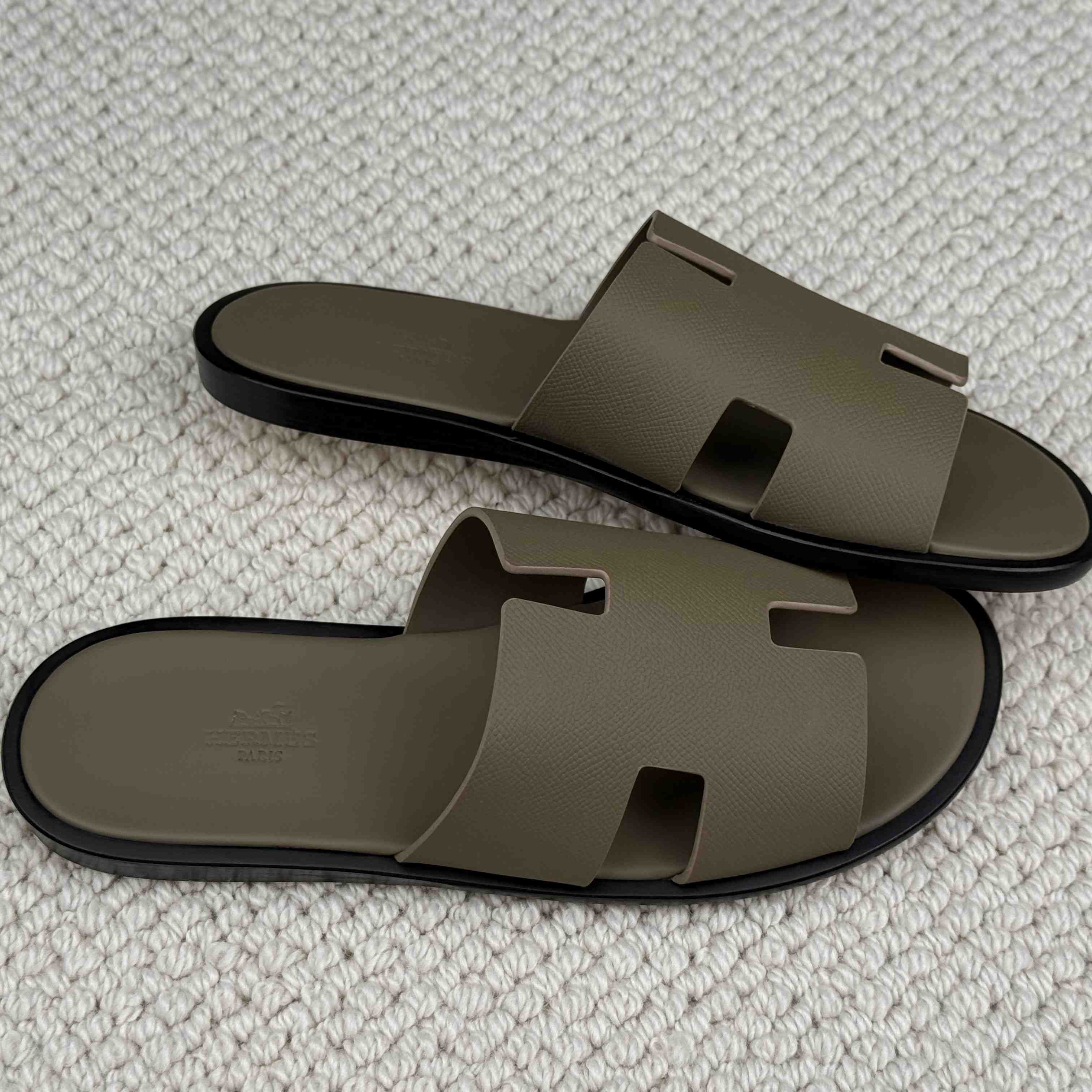 Hermes Izmir Sandal - DesignerGu