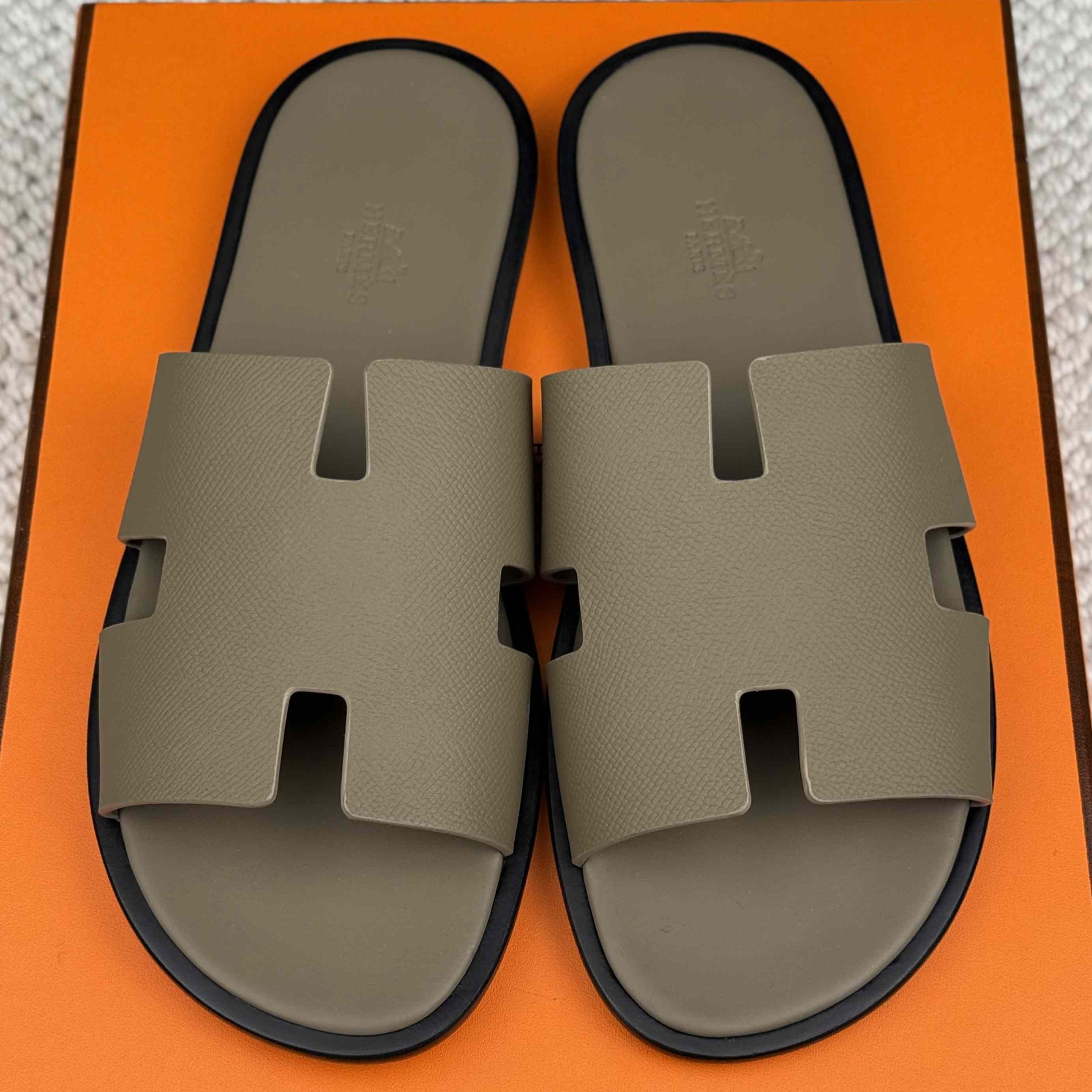 Hermes Izmir Sandal - DesignerGu