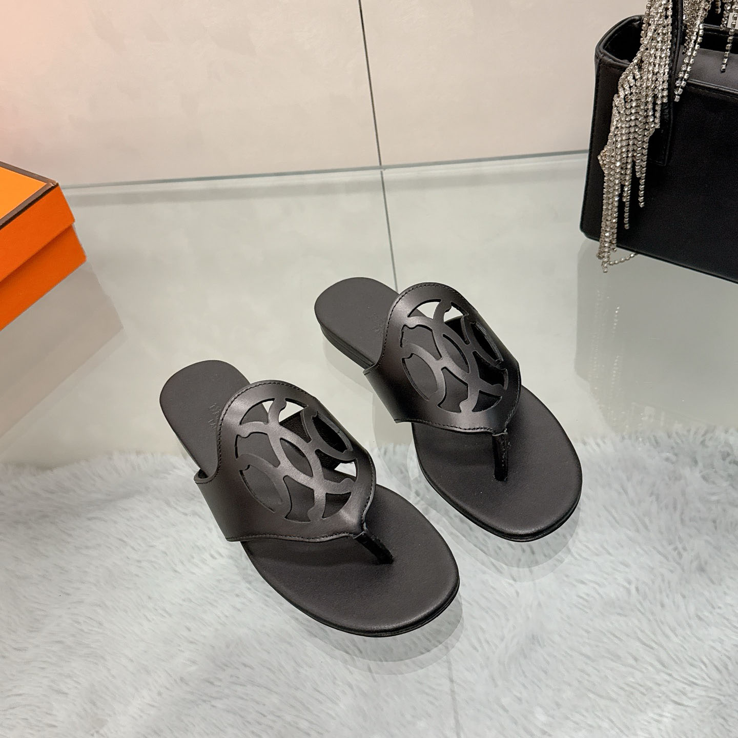 Hermes Mage Sandal - DesignerGu
