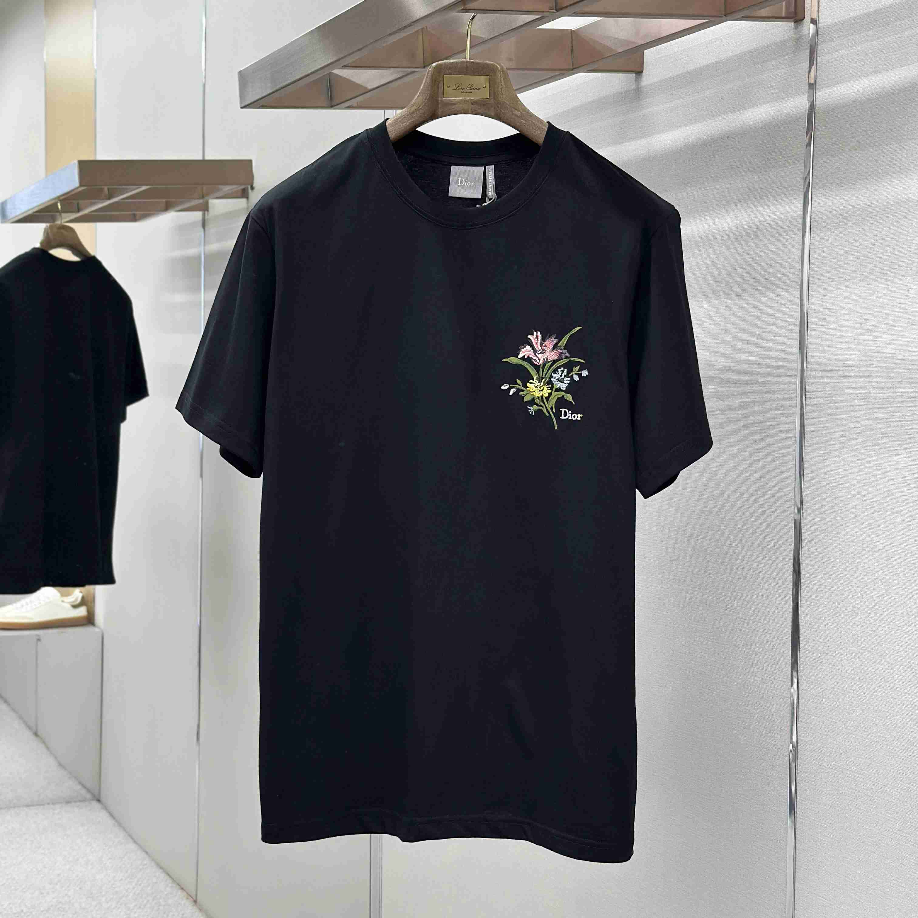 Dior T-Shirt With Dior Secret Garden Motif, Relaxed Fit - DesignerGu