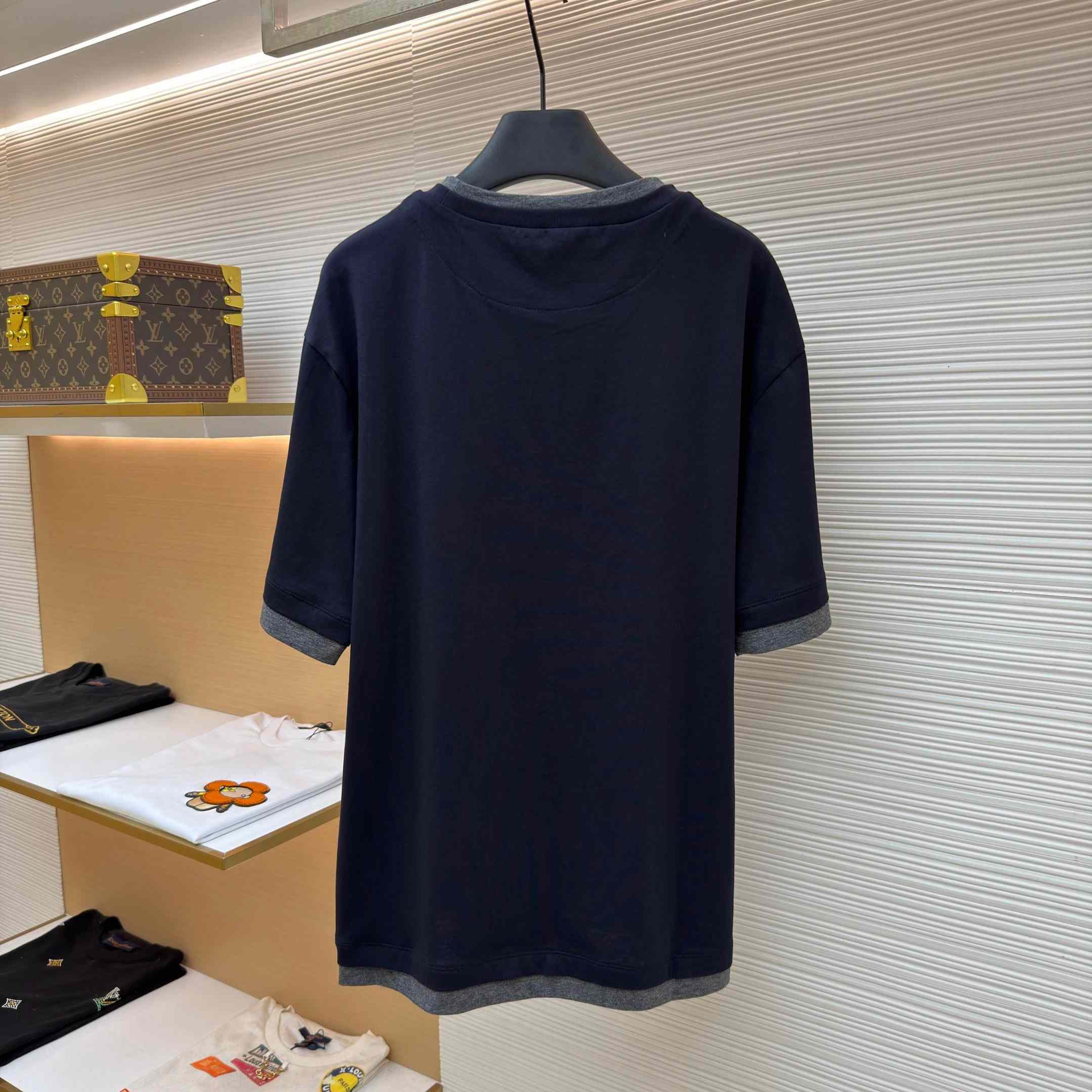 Prada Cotton T-shirt - DesignerGu