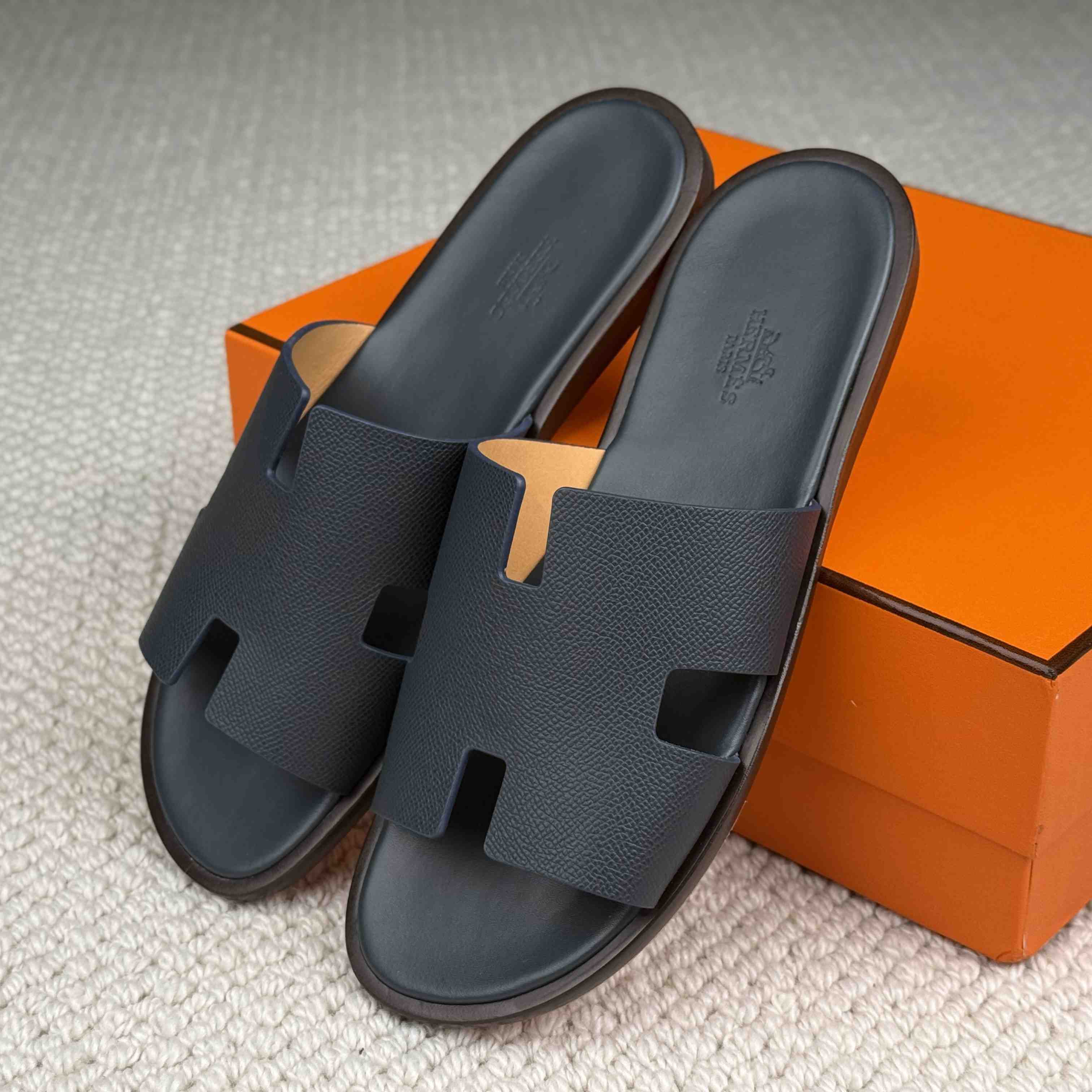 Hermes Izmir Sandal - DesignerGu