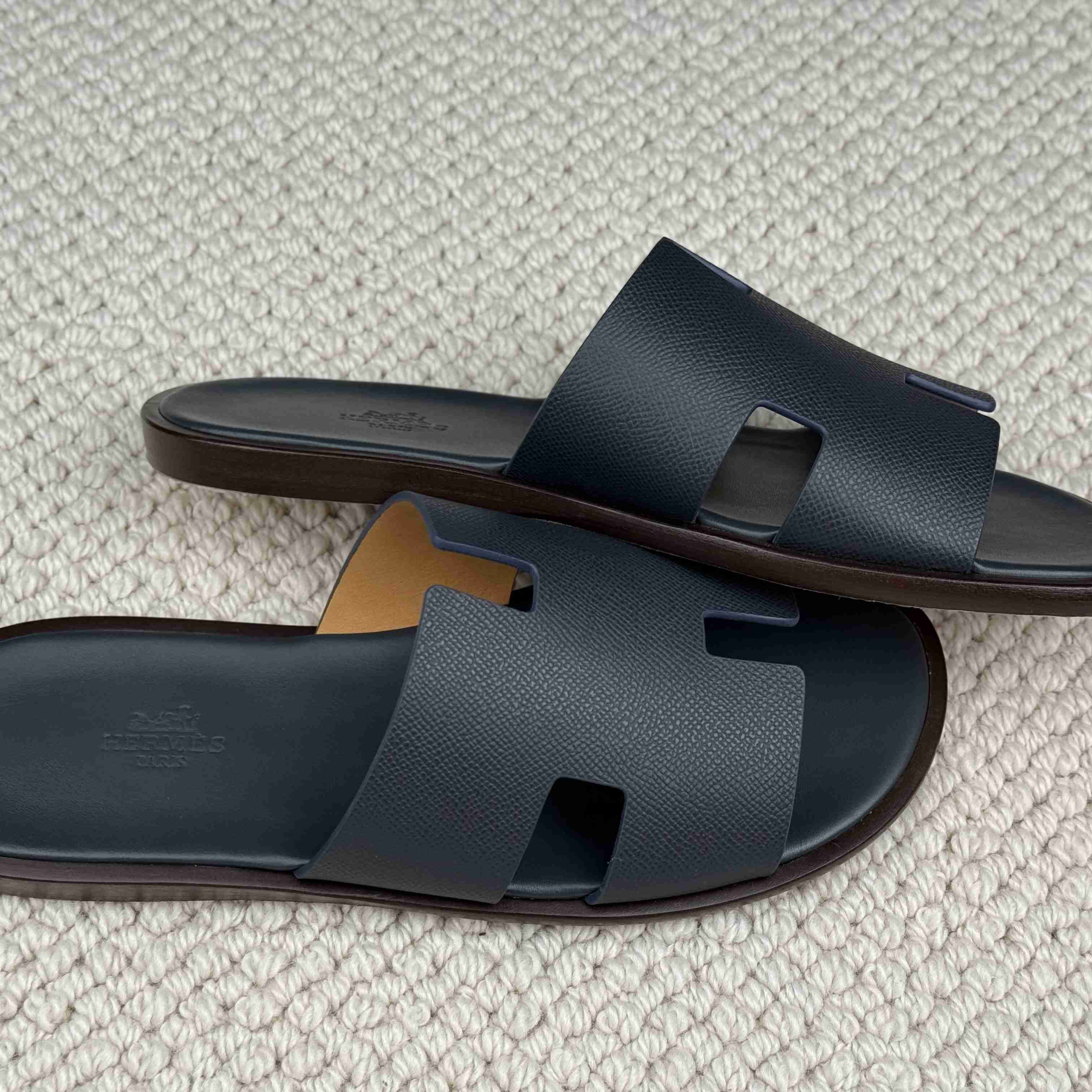 Hermes Izmir Sandal - DesignerGu