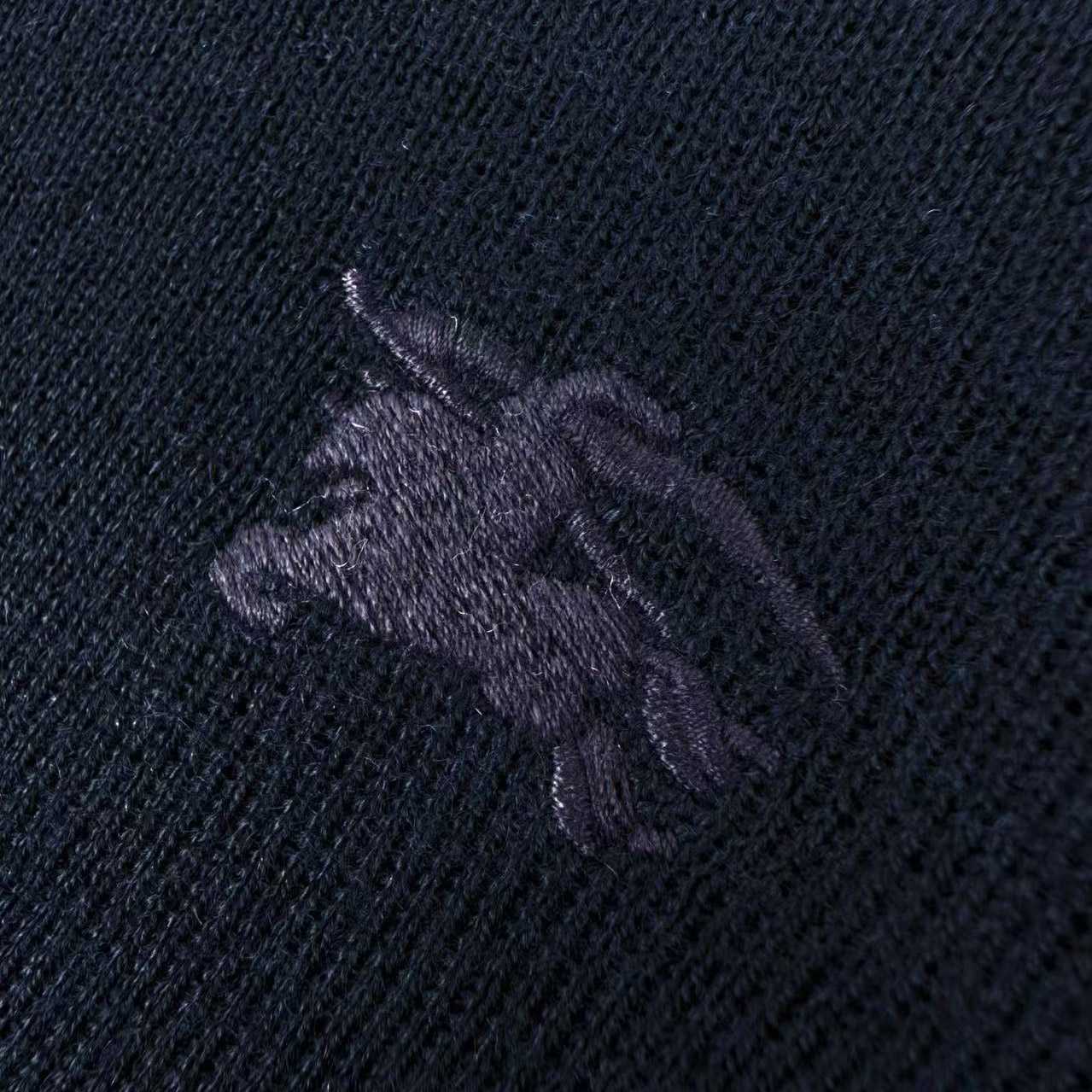 Burberry Cashmere Top - DesignerGu