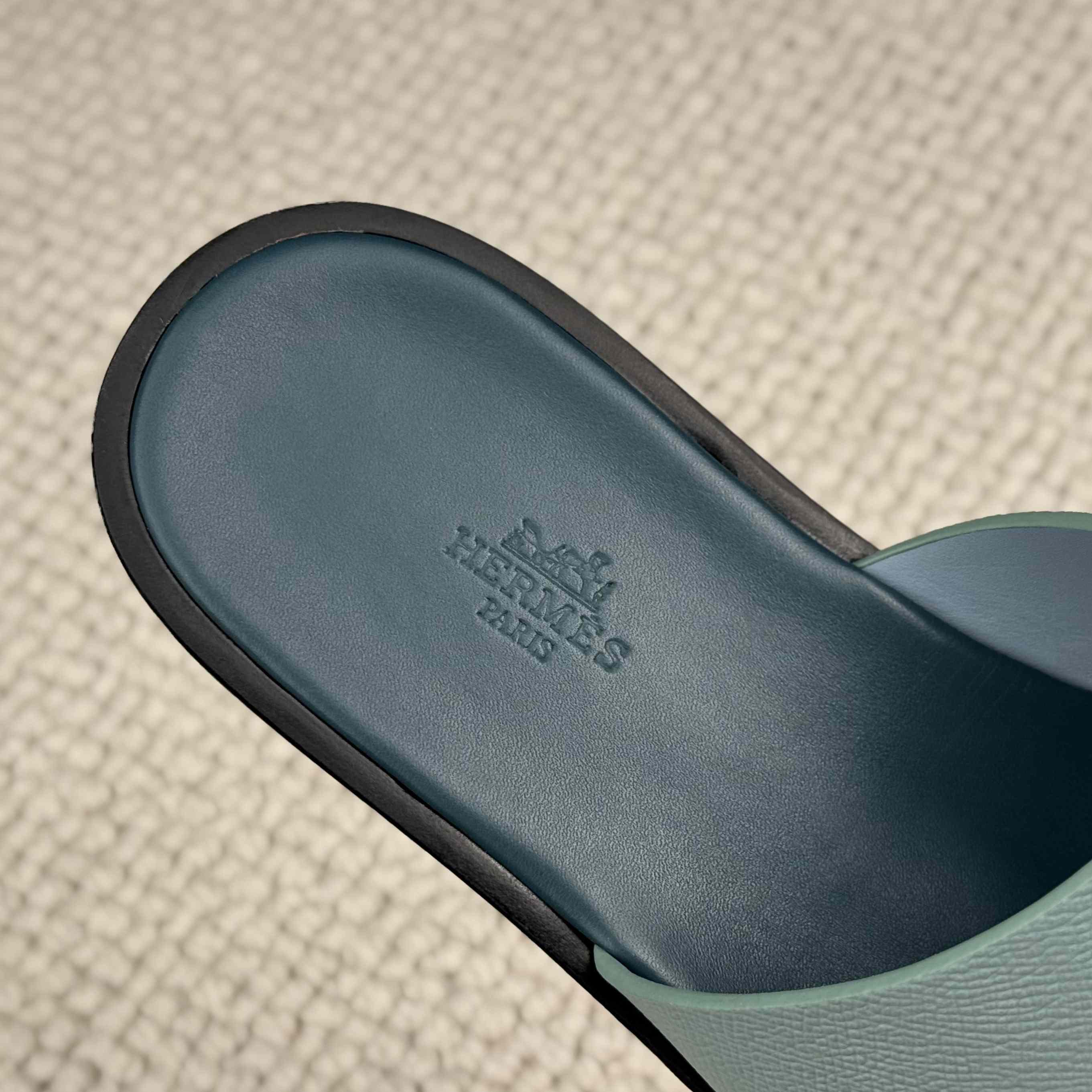Hermes Izmir Sandal - DesignerGu