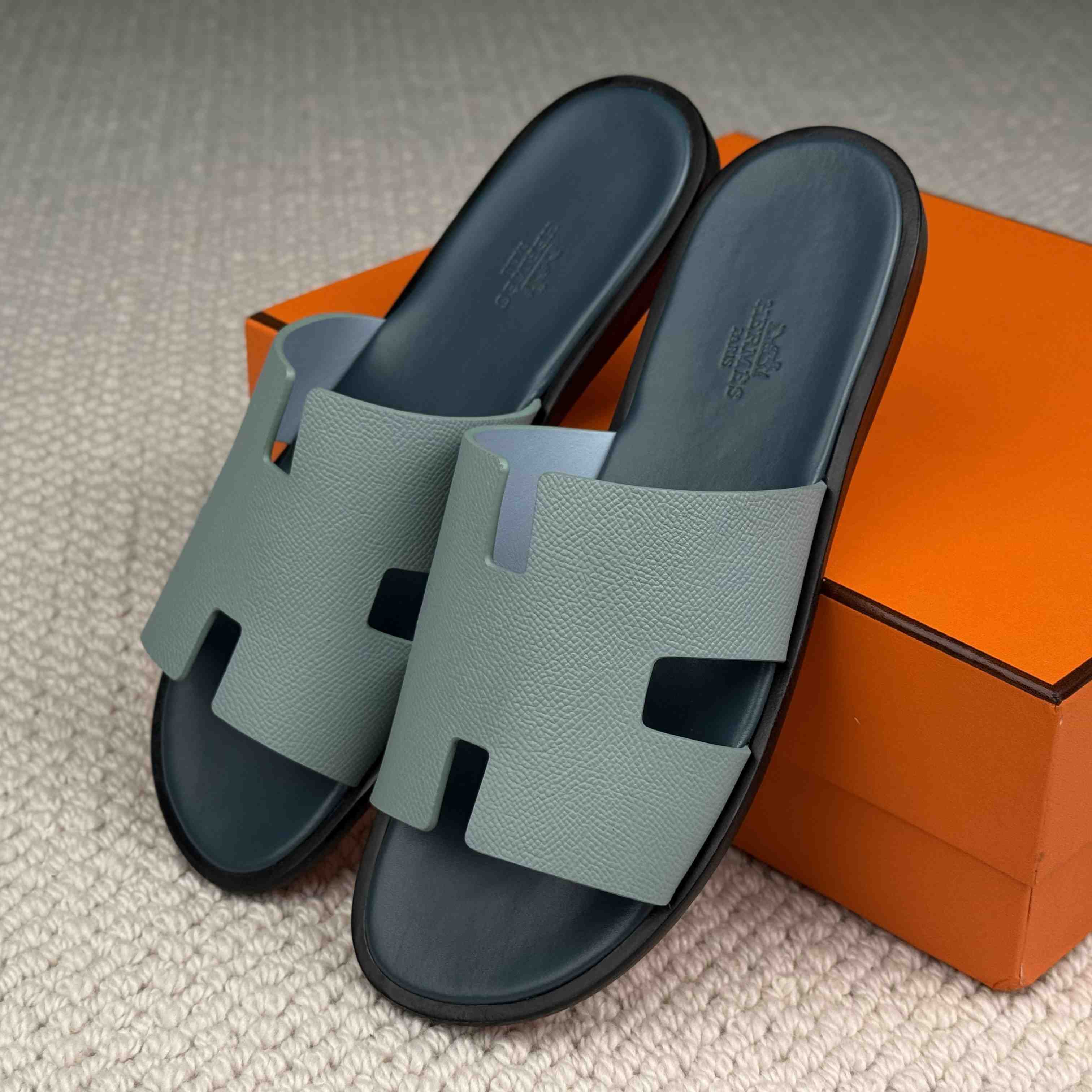 Hermes Izmir Sandal - DesignerGu