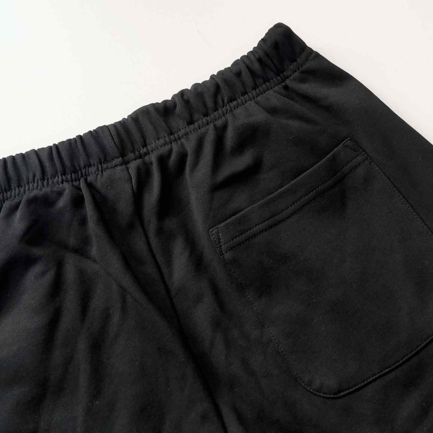Saint Micheal Graphic-Print Raw-Hem Shorts - DesignerGu