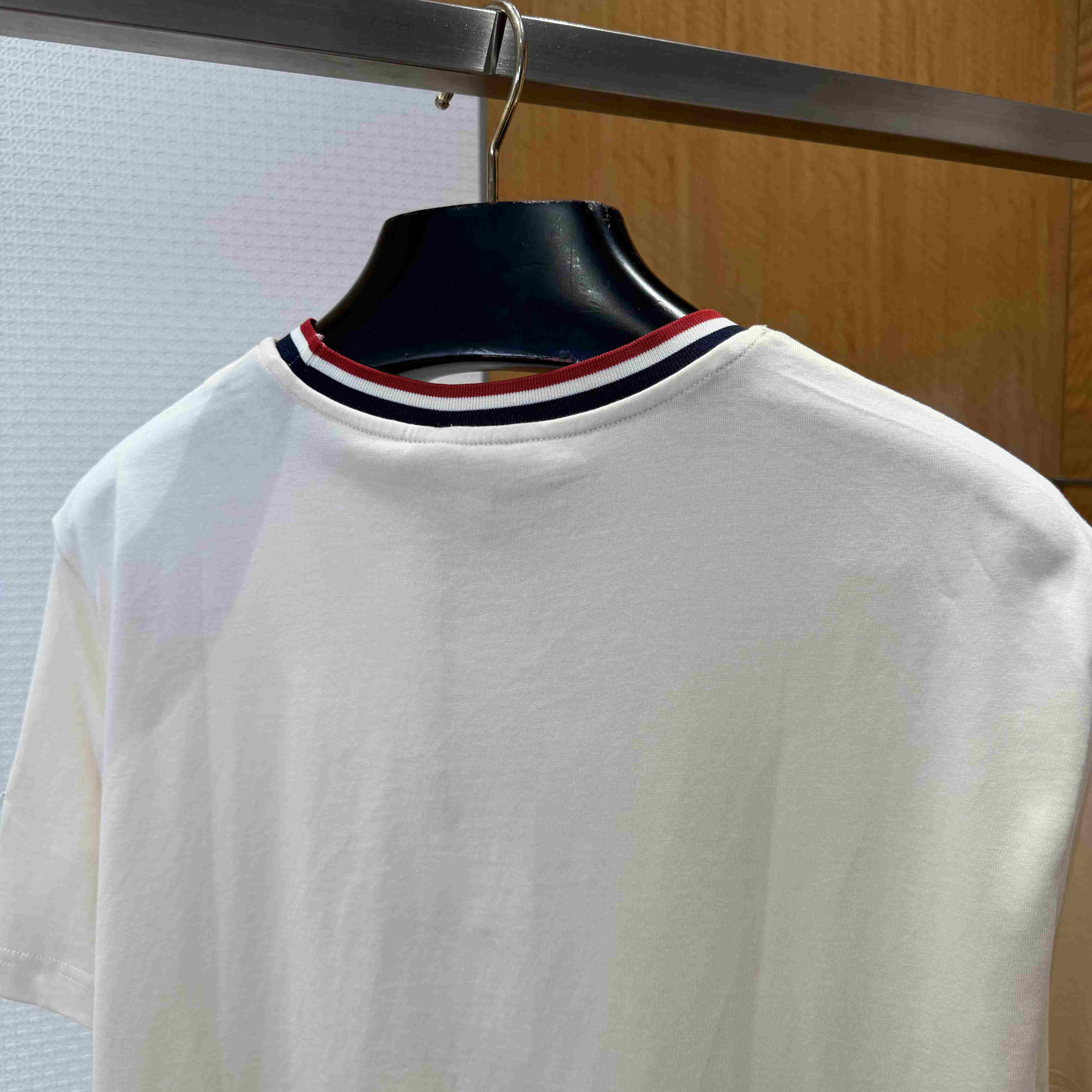 Moncler MonDuck Logo Patch Cotton T-Shirt - DesignerGu