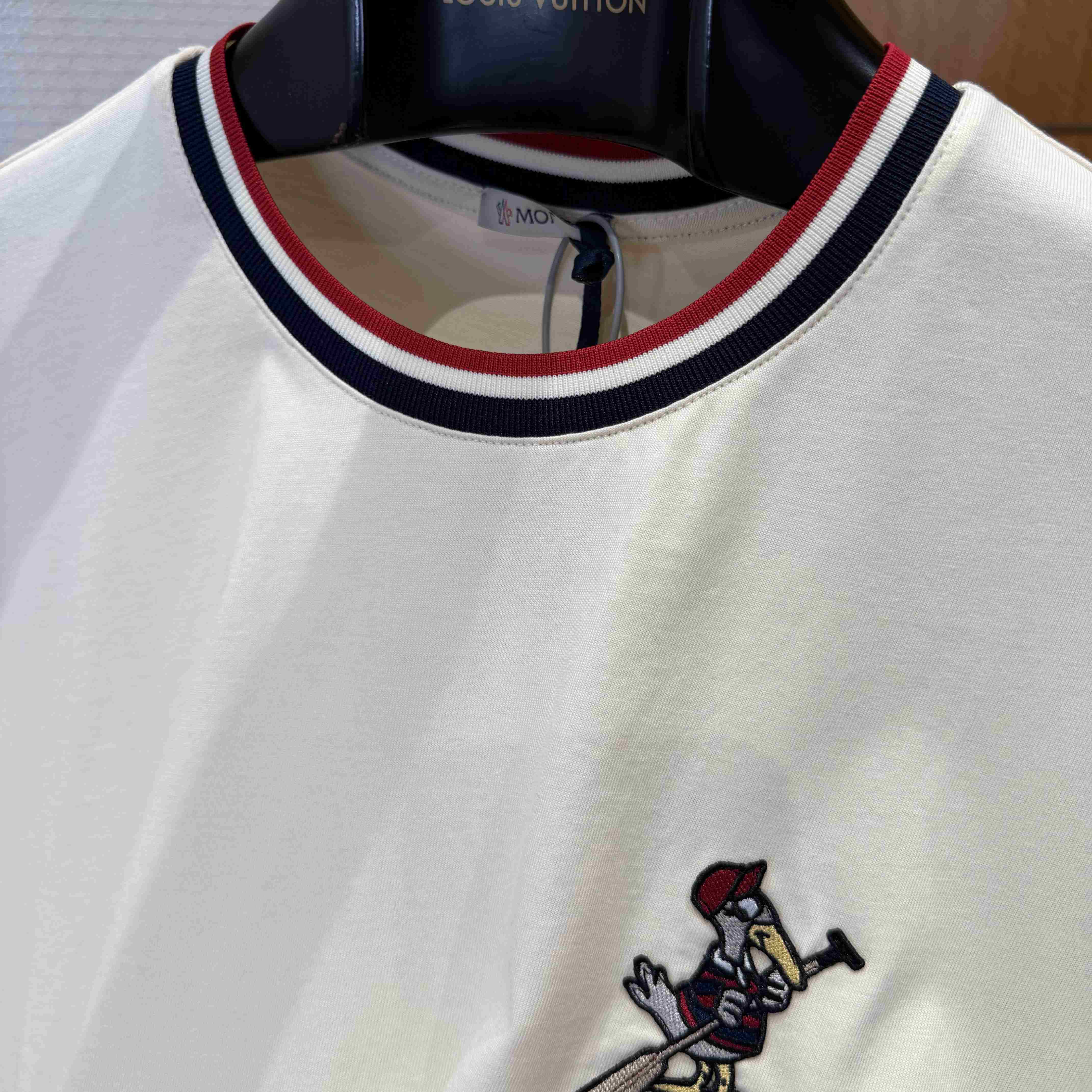 Moncler MonDuck Logo Patch Cotton T-Shirt - DesignerGu