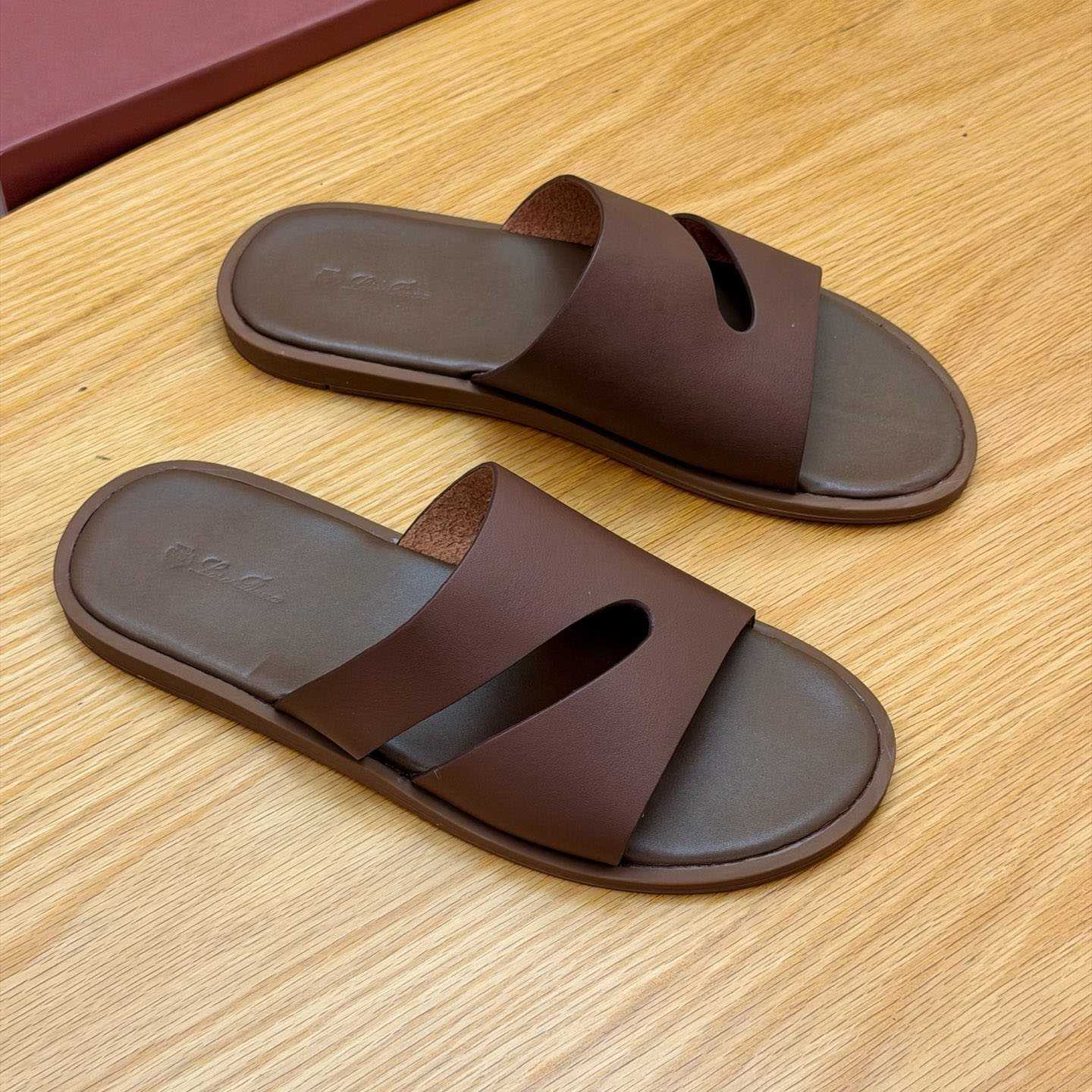 Loro Piana Pilat Plain Walk Sandal - DesignerGu