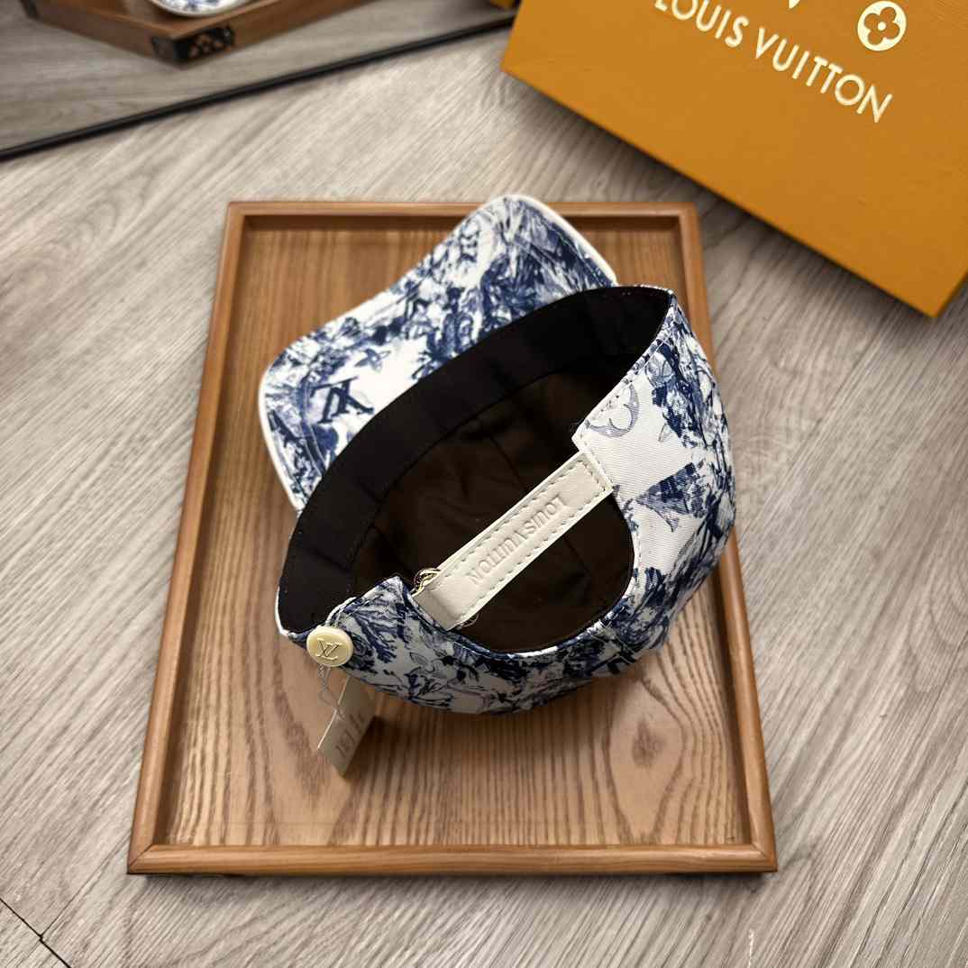 Louis Vuitton Baseball Cap - DesignerGu