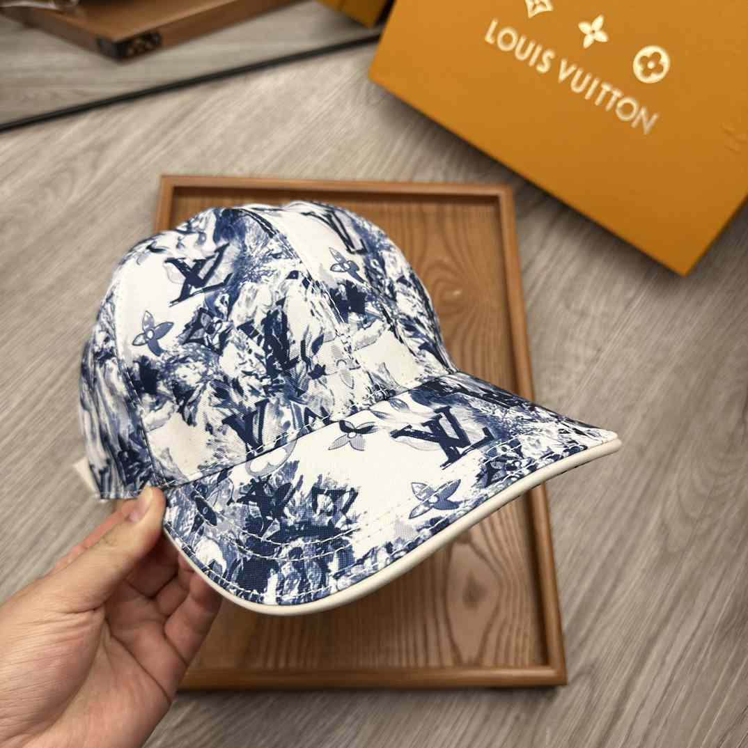 Louis Vuitton Baseball Cap - DesignerGu