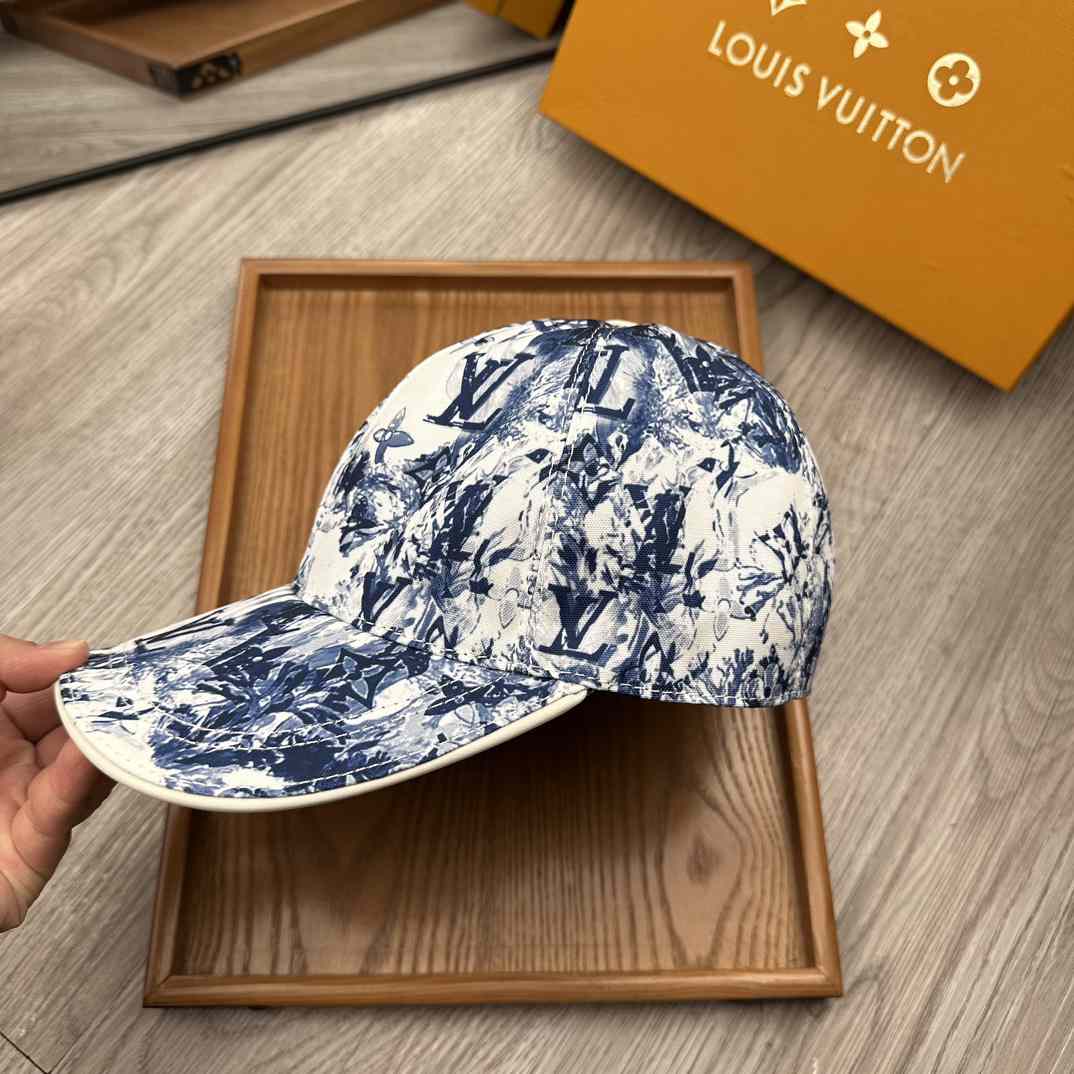 Louis Vuitton Baseball Cap - DesignerGu