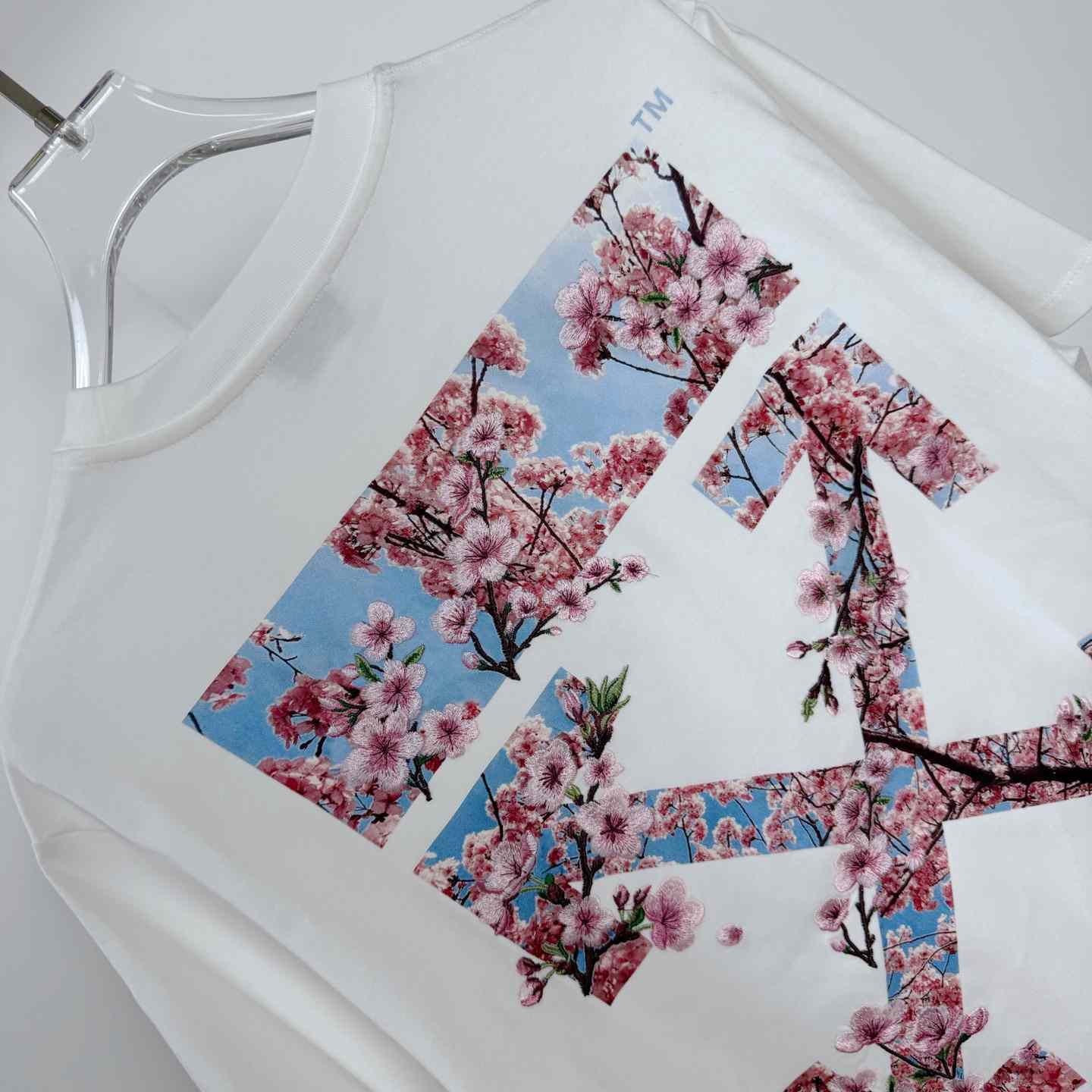Off-White Embroidered Cherry Blossom Arrow Logo T-Shirt 'White' - DesignerGu