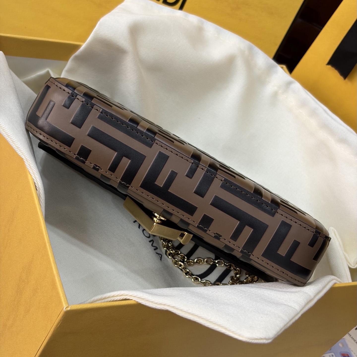 Fendi FF Diamonds Wallet On Chain - DesignerGu