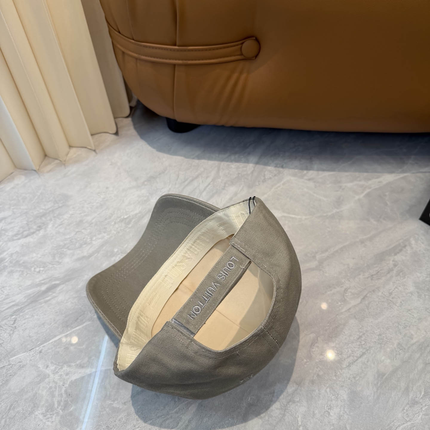 Louis Vuitton Cap - DesignerGu
