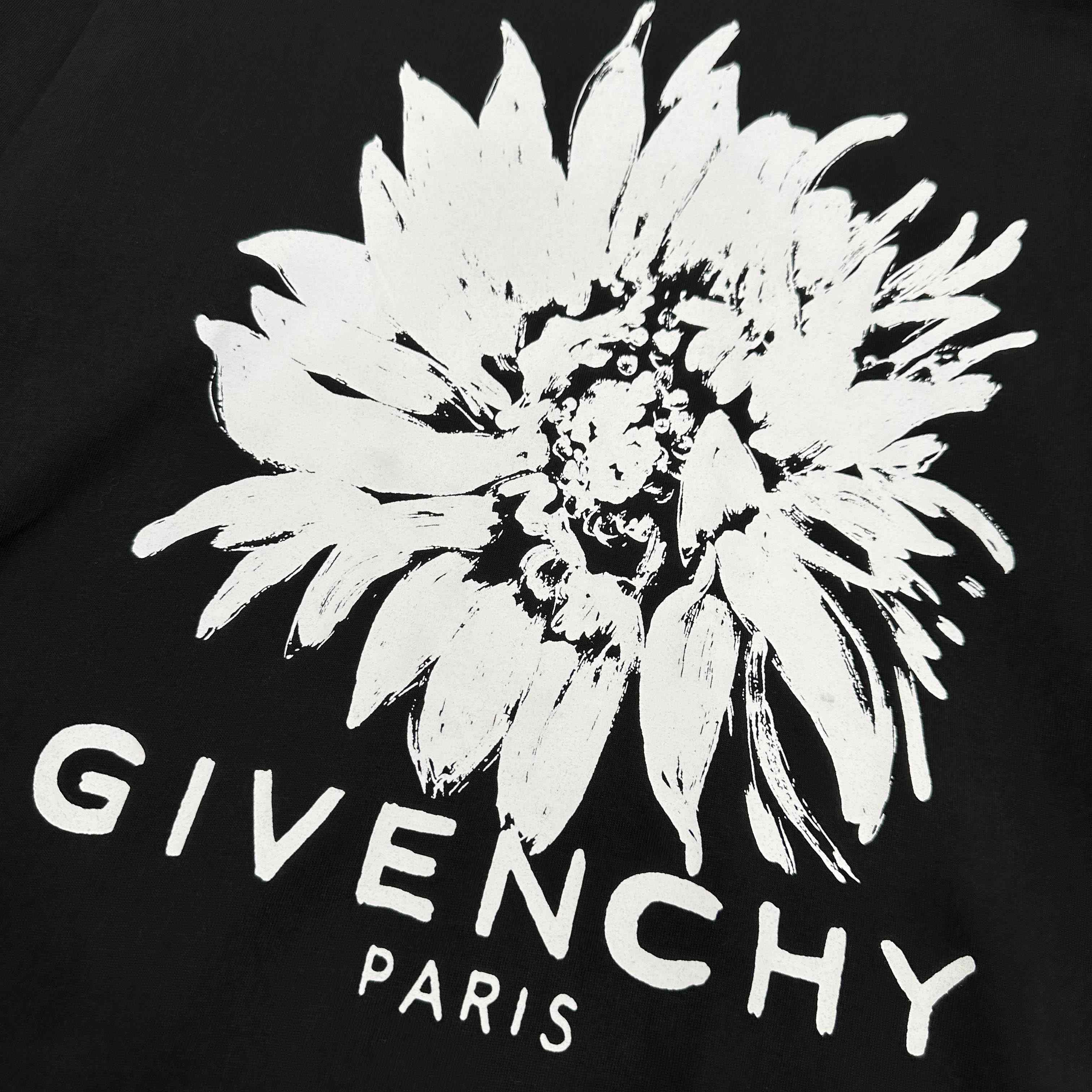 Givenchy T-Shirt in Cotton with Sunflower Print - DesignerGu