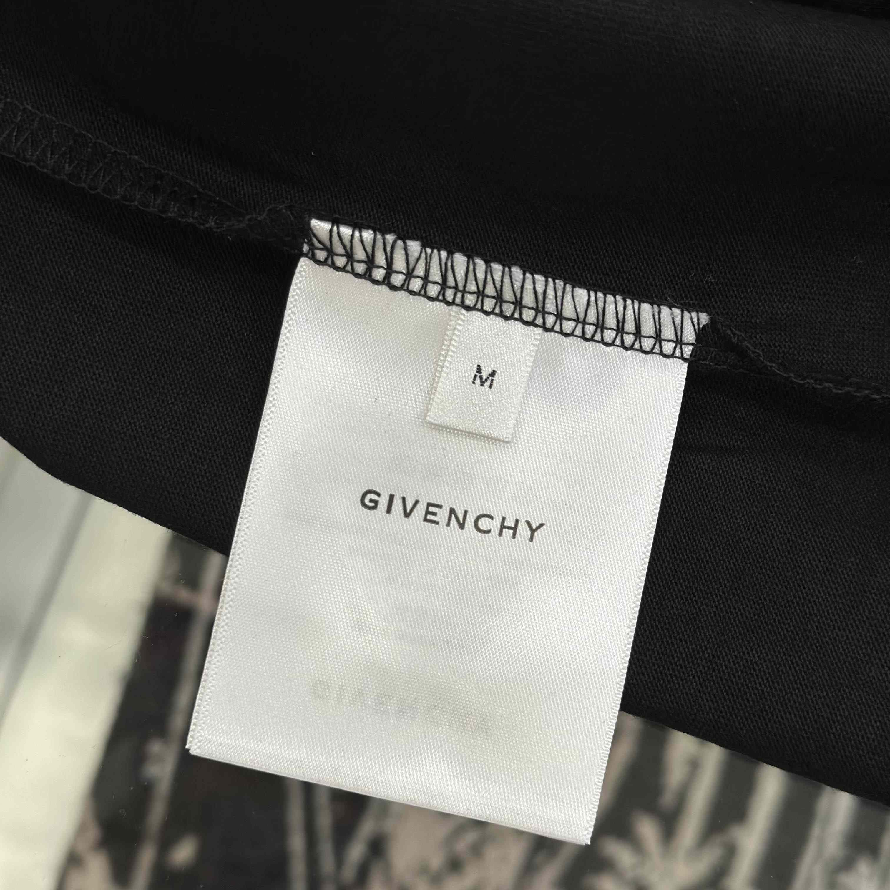 Givenchy T-Shirt in Cotton with Sunflower Print - DesignerGu