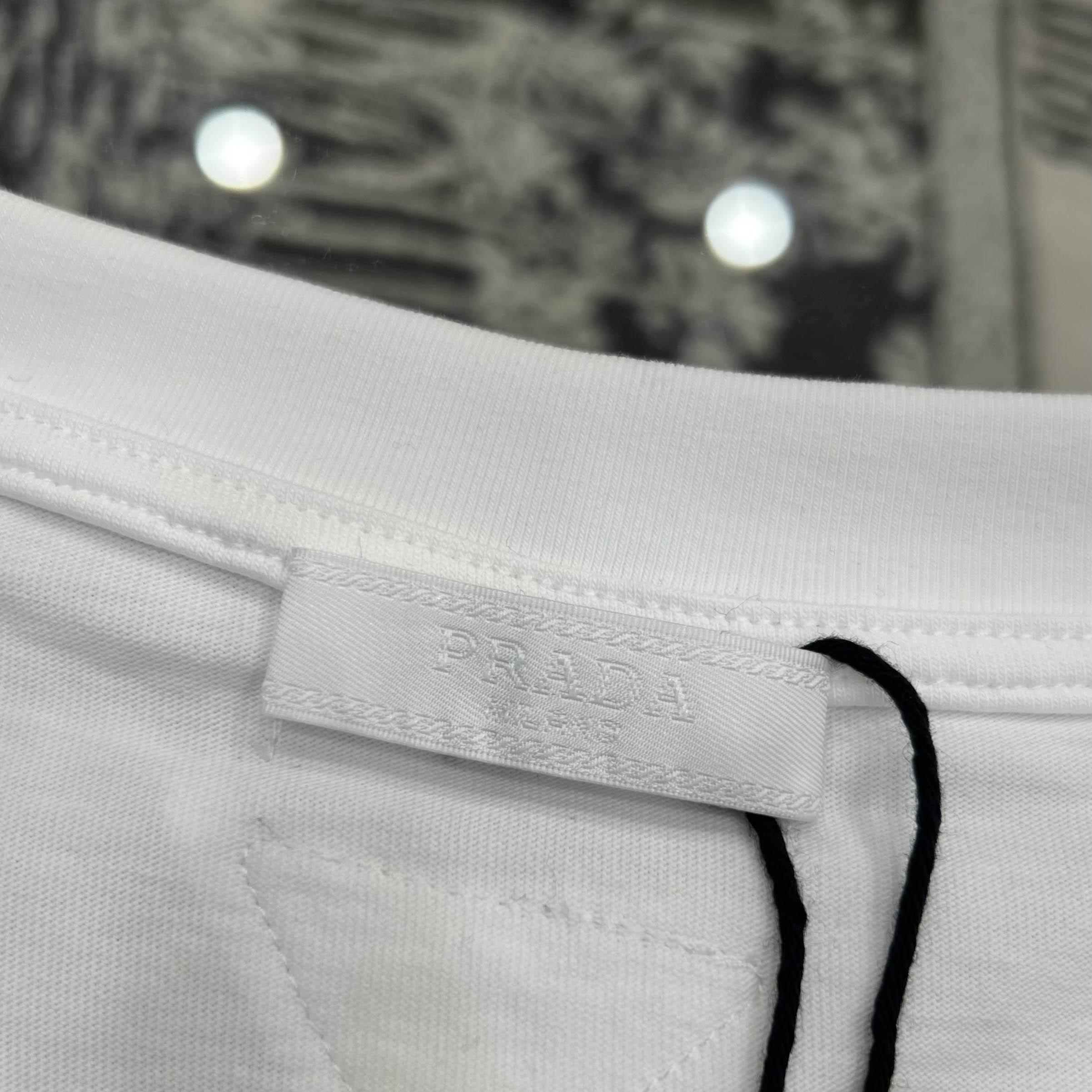 Prada Cotton Jersey T-Shirts - DesignerGu