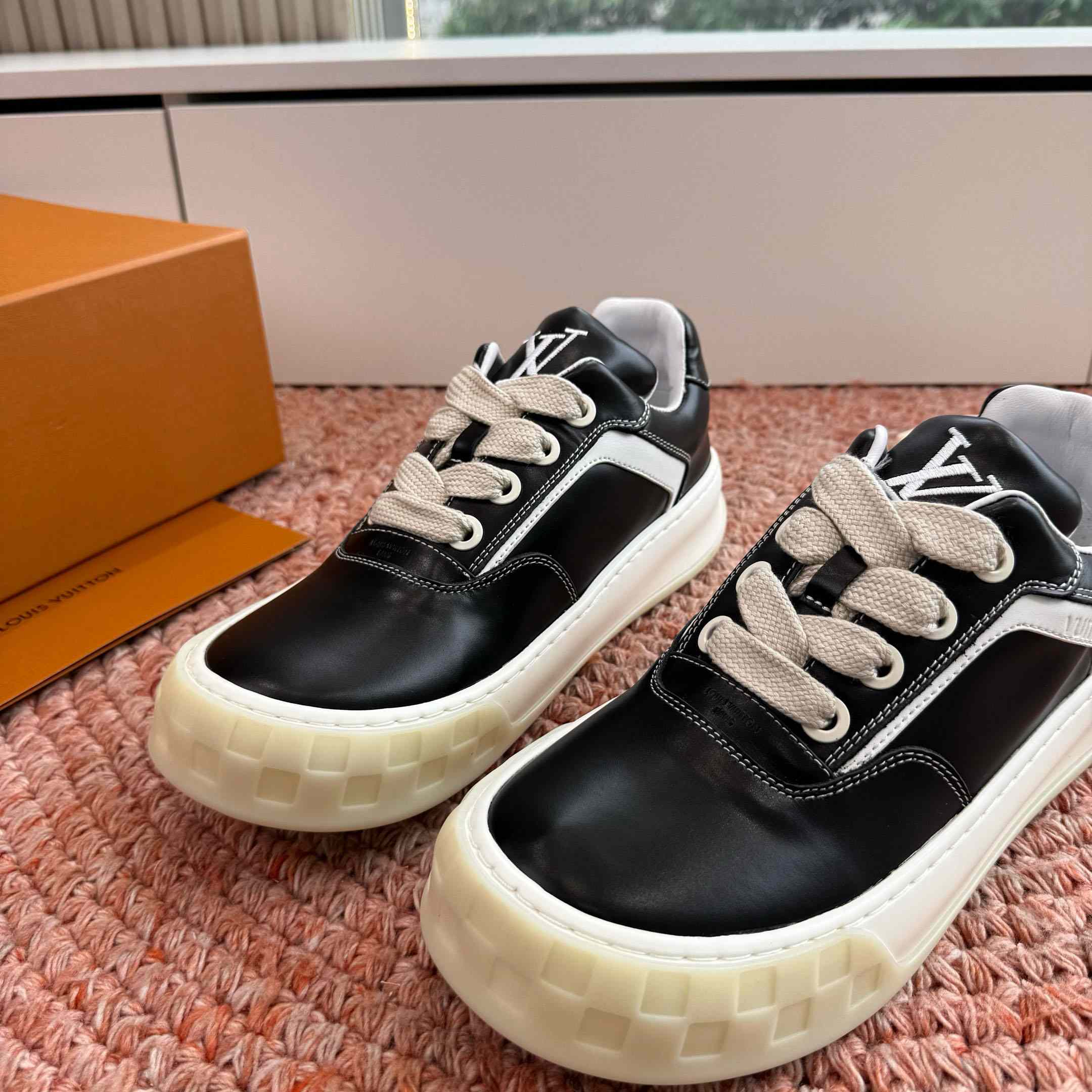 Louis Vuitton LV Tilted Sneaker 1AJWDM - DesignerGu